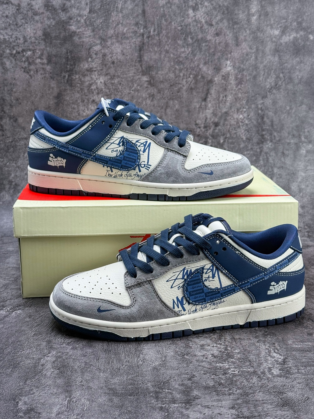 Nike SB Dunk Low x Stussy 灰白蓝小勾 XD1588-243