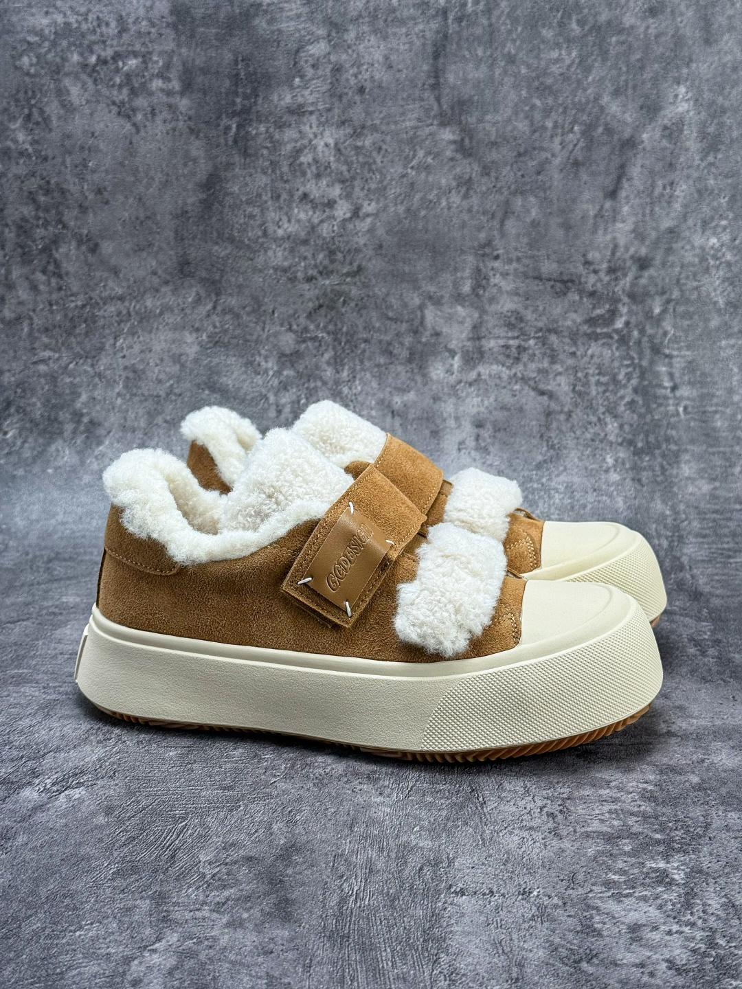 GG-CC GG-CC Chunky Low 厚底增高运动老爹鞋 G23Y6905