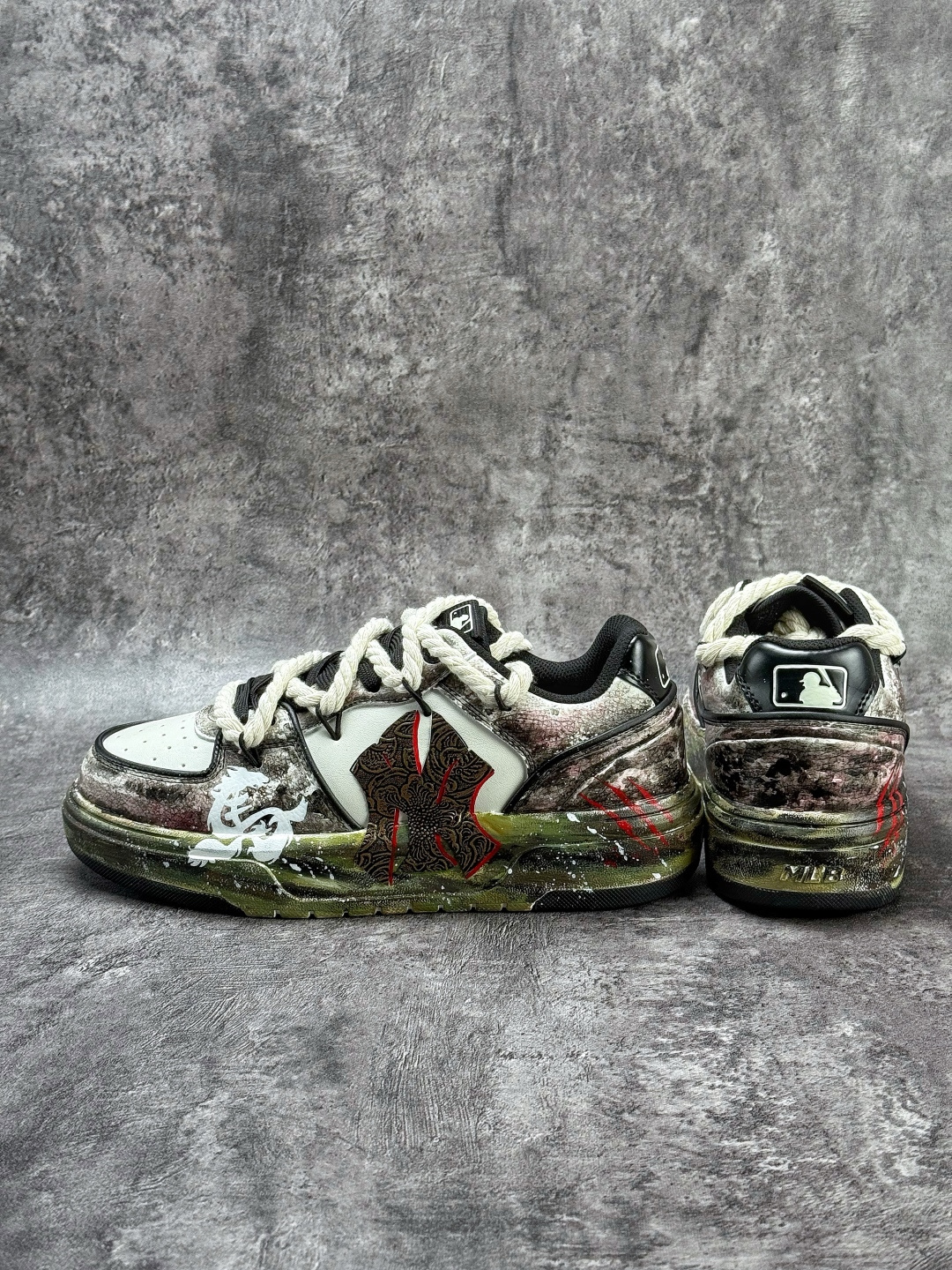 MLB CHUNKY 印花网红老爹鞋 涂鸦恶作剧 内增高6cm 3ASXCA12N