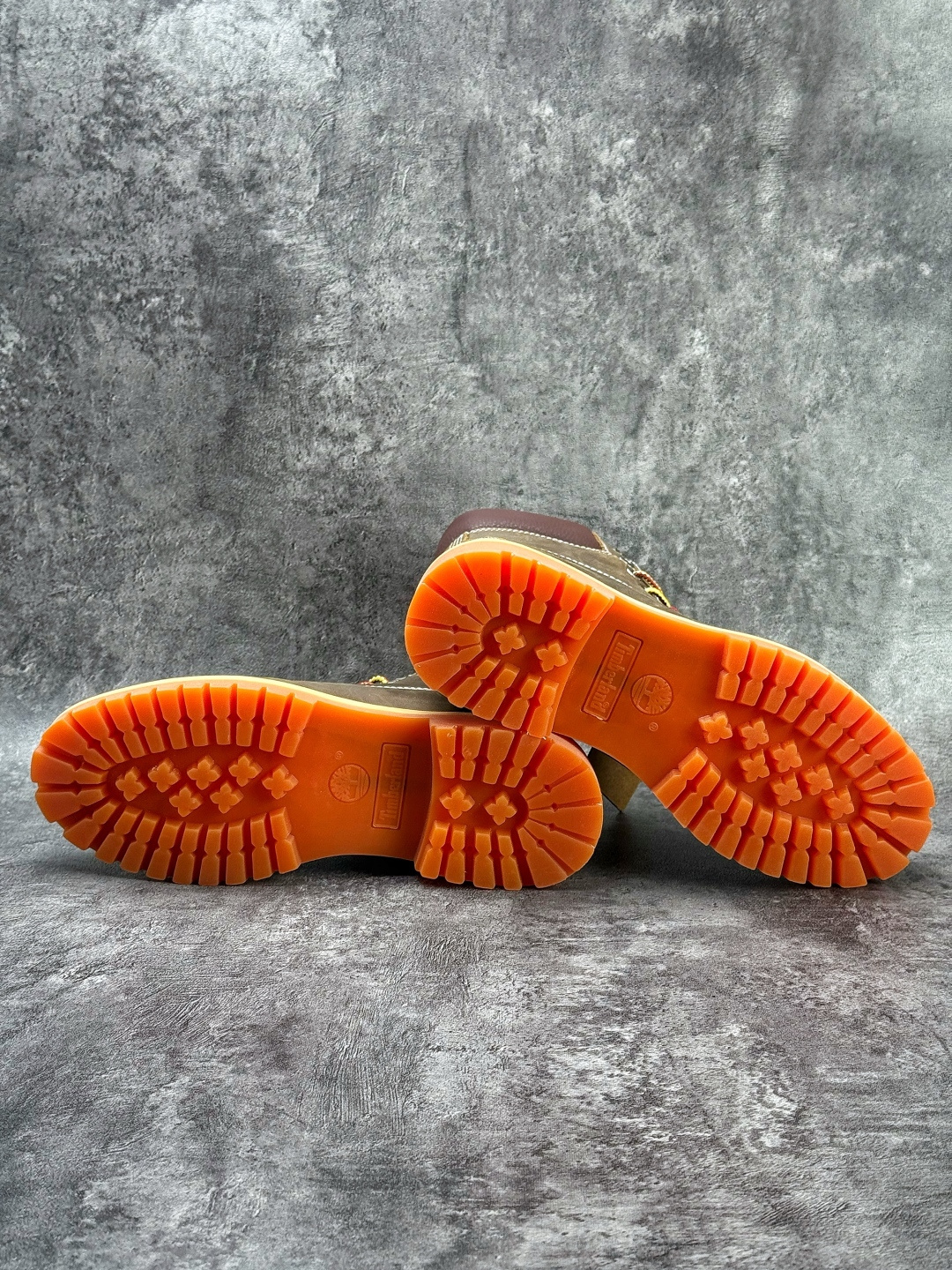 Timberland/天伯伦 添柏岚/经典大黄靴 高帮/灰色 TB 010061 713