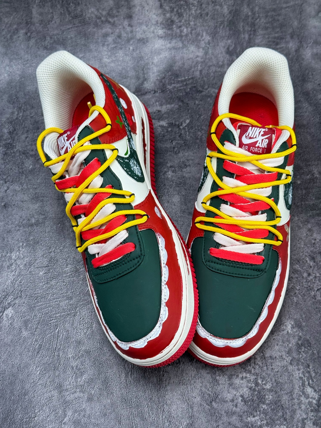 Nike Air Force 1 Low 07 圣诞涂鸦 SD1990-101