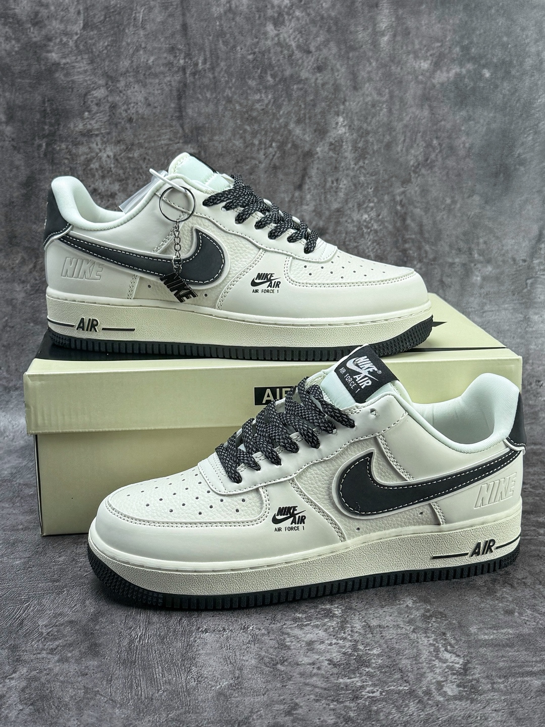 Nike Air Force 1 Low 07 白黑满天星 DD1982-327