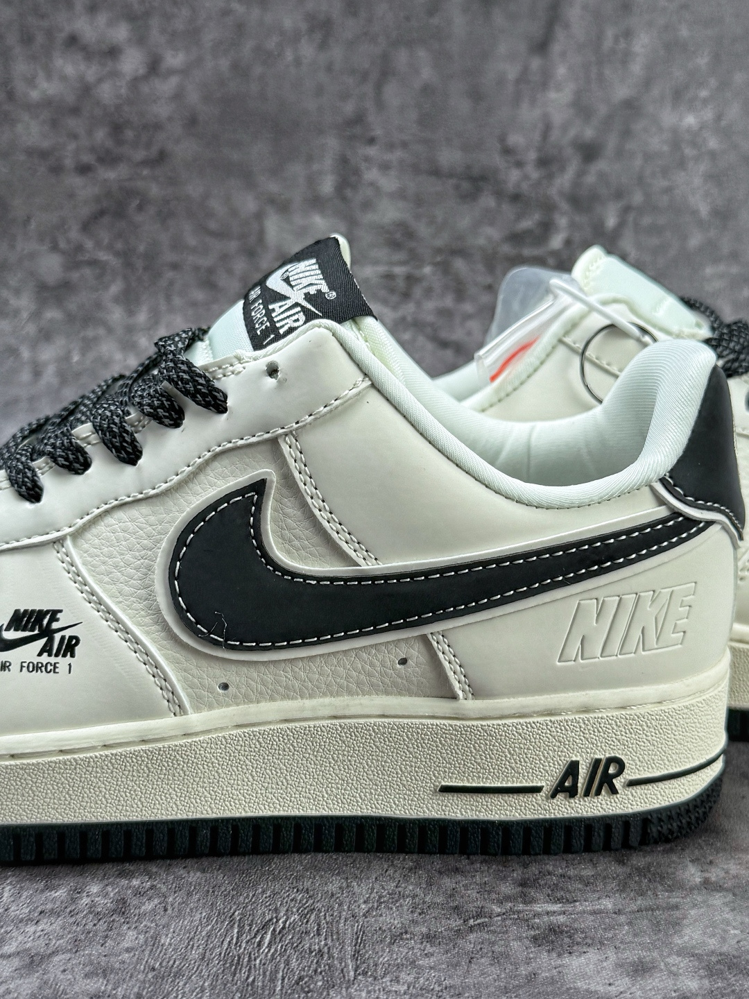 Nike Air Force 1 Low 07 白黑满天星 DD1982-327