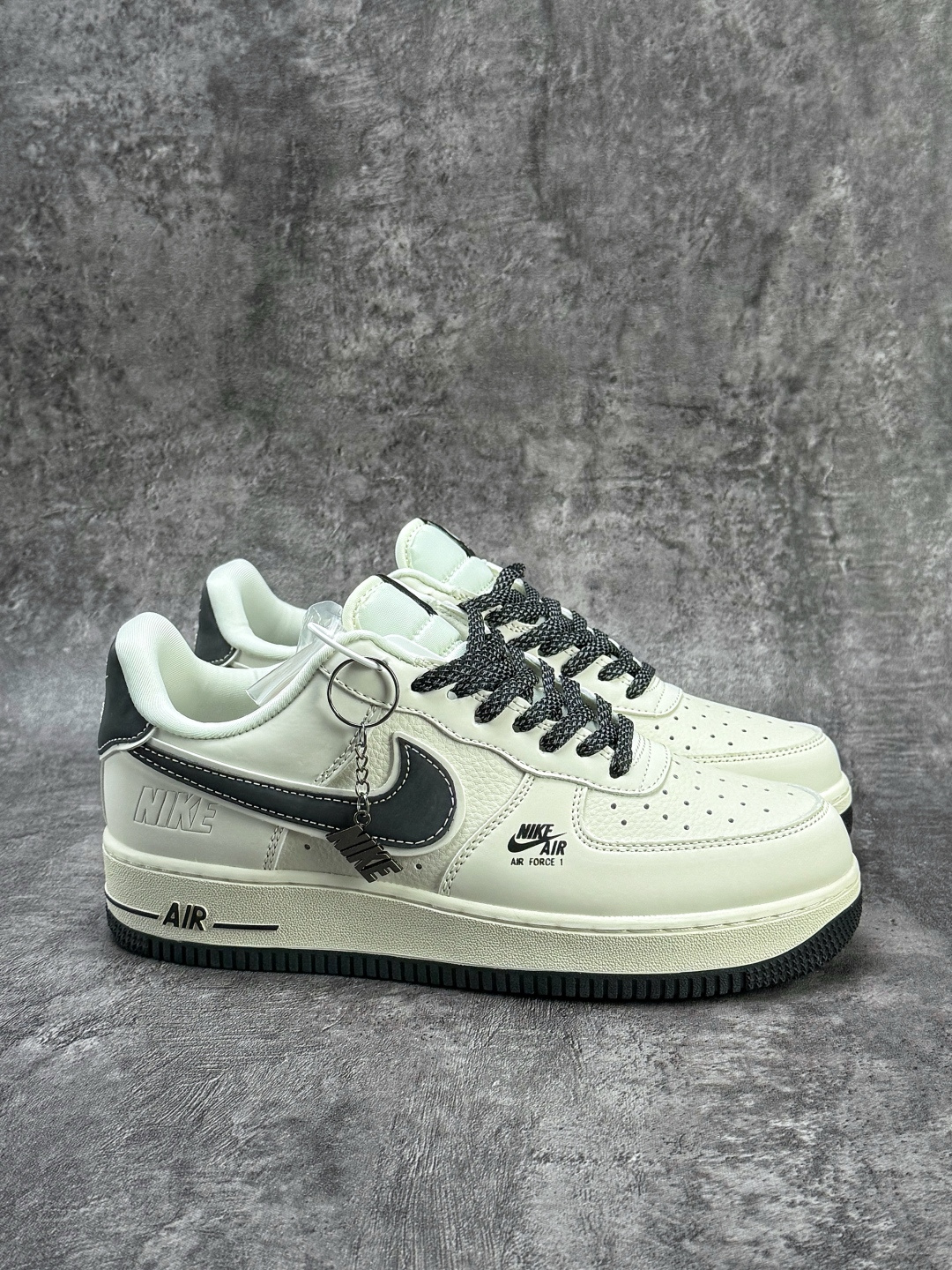 Nike Air Force 1 Low 07 白黑满天星 DD1982-327