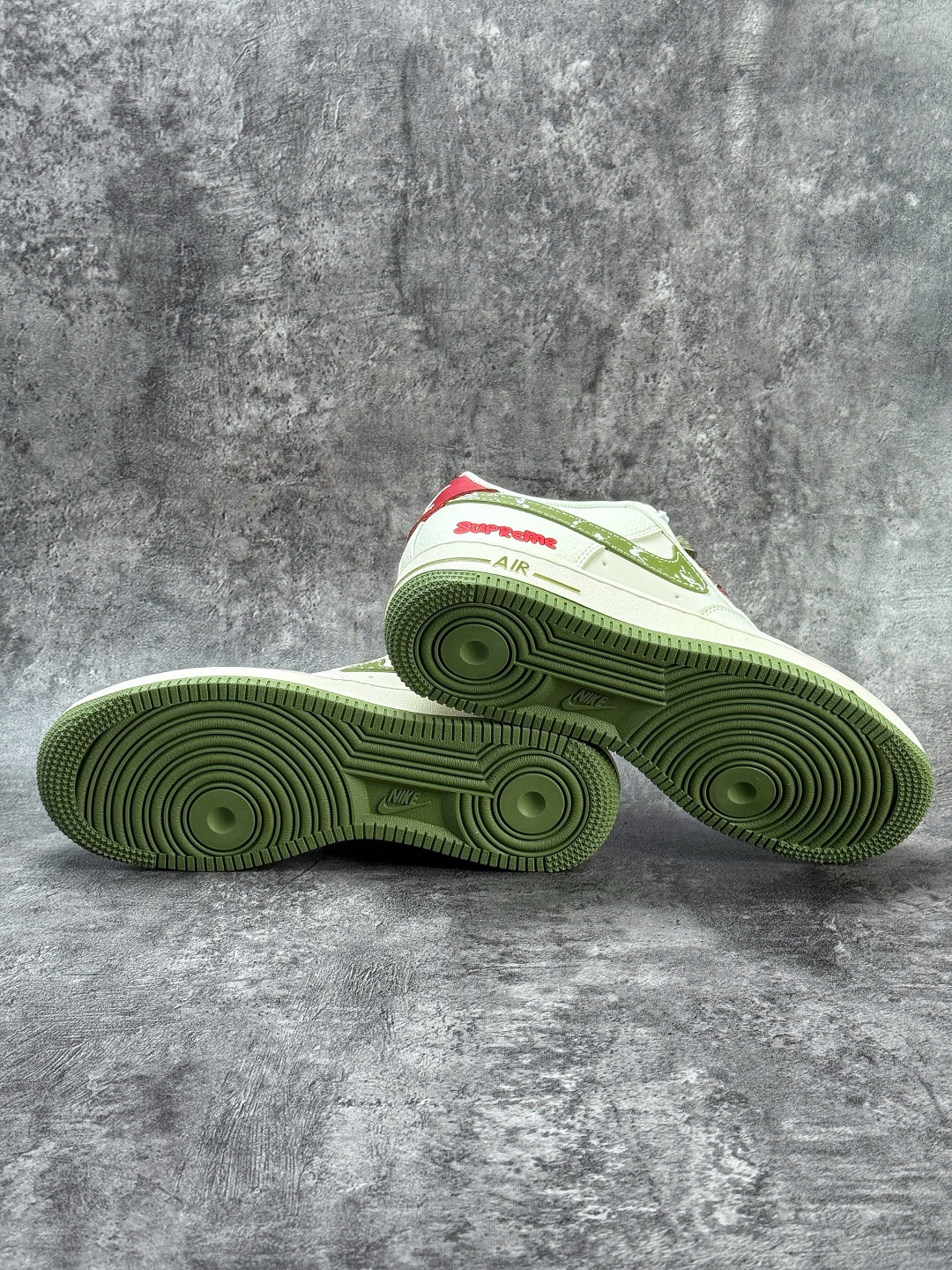 Nike Air Force 1 Low 07 x Superme 白绿 QW5606-273