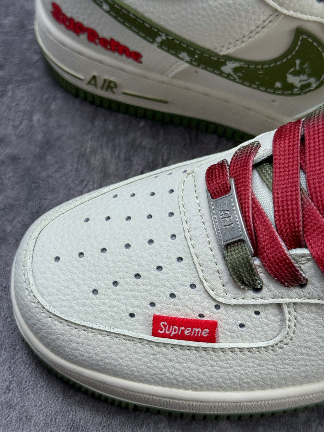 Nike Air Force 1 Low 07 x Superme 白绿 QW5606-273