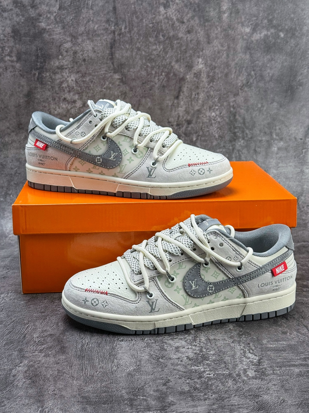 Nike SB Dunk Low x Louis Vuitton 灰白满天星 CX5050-Y35