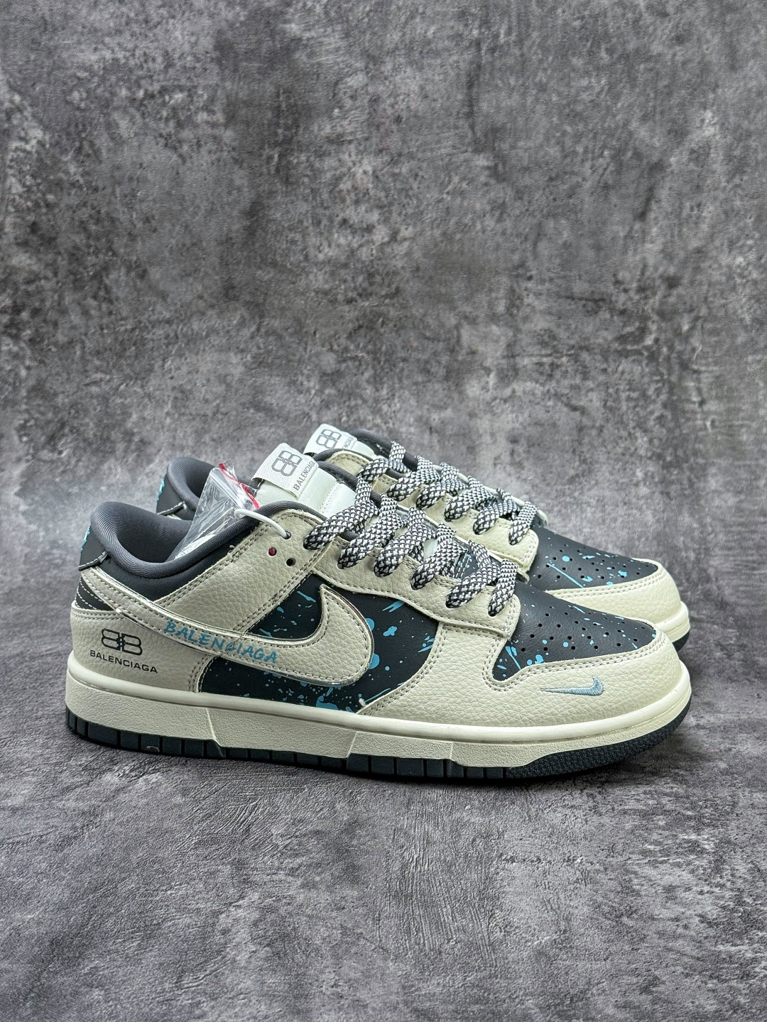 230 Nike SB Dunk Low x Balenciaga 白灰小勾满天星 DD1988-007