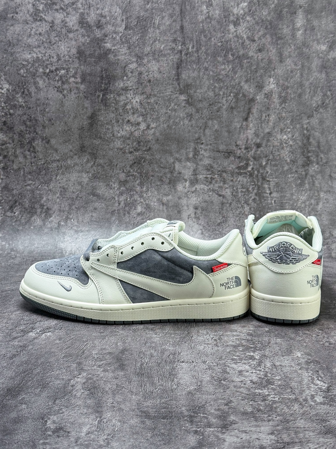 Travis Scott x Nike Air Jordan 1 Low x The North Face Air Jordan 1 Low 反转白灰小勾倒钩 DM7866-126