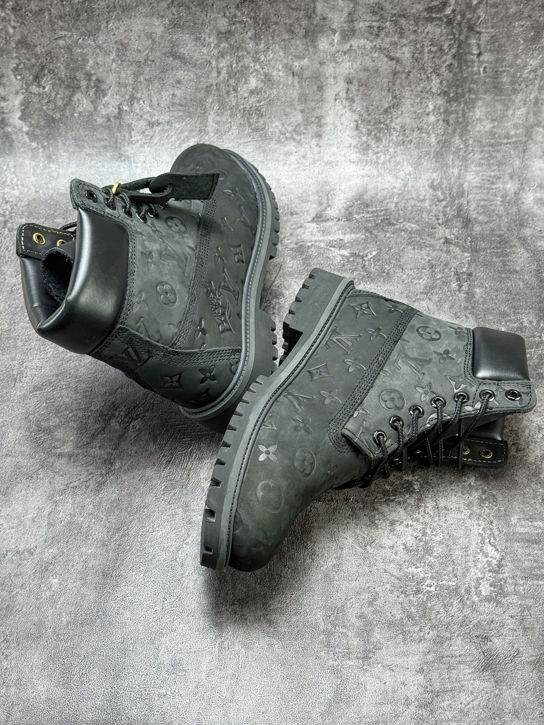 Timberland/天伯伦 添柏岚/经典大黄靴 LV 高帮/ 黑色 TB 010061 713