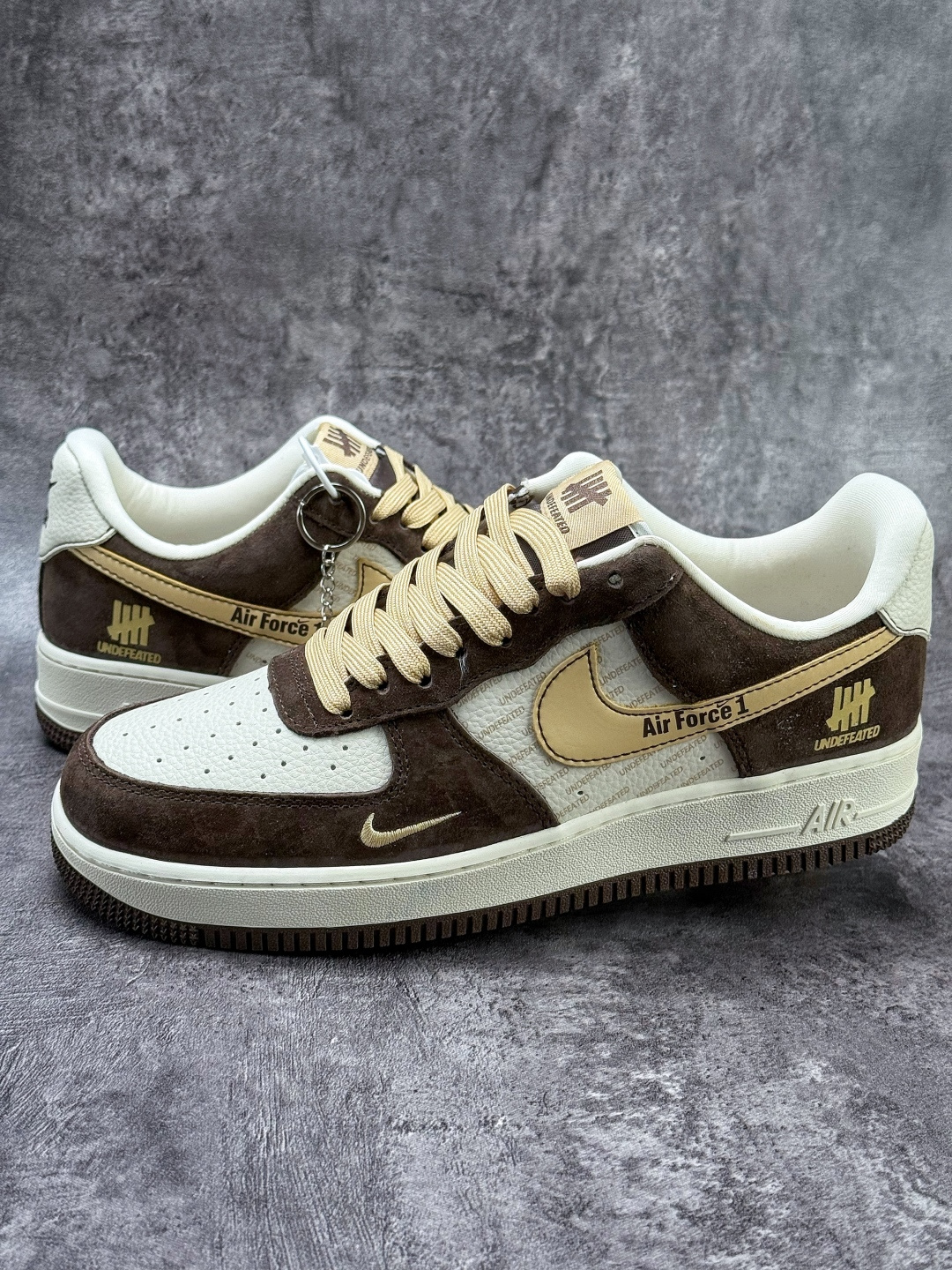 Nike Air Force 1 Low 07 x UNDEFEATED 棕白小勾 KD1688-001