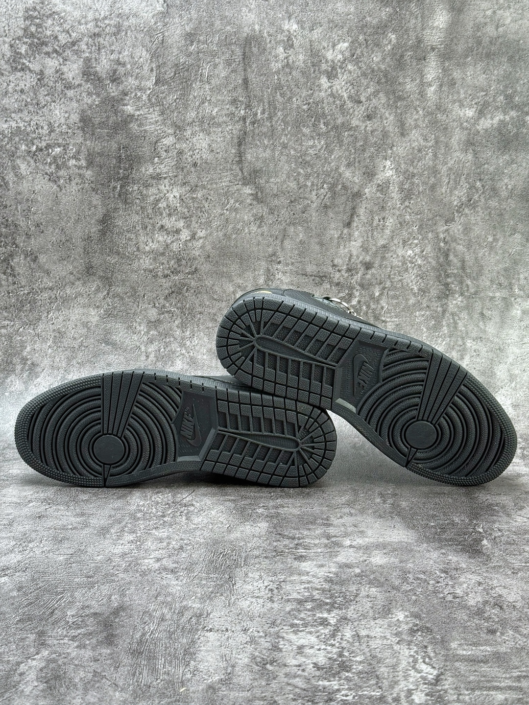 Travis Scott x Nike Air Jordan 1 Low x The North Face Air Jordan 1 Low 反转黑灰小勾倒钩 纯原版本 DZ5899-043