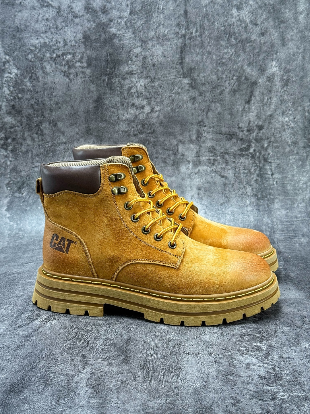 CA/卡特 硬汉推土机品牌 经典舒适百搭户外休闲大黄靴 P726537D