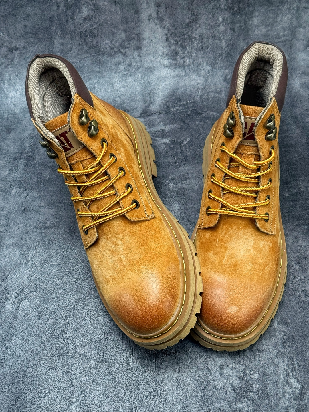 CA/卡特 硬汉推土机品牌 经典舒适百搭户外休闲大黄靴 P726537D