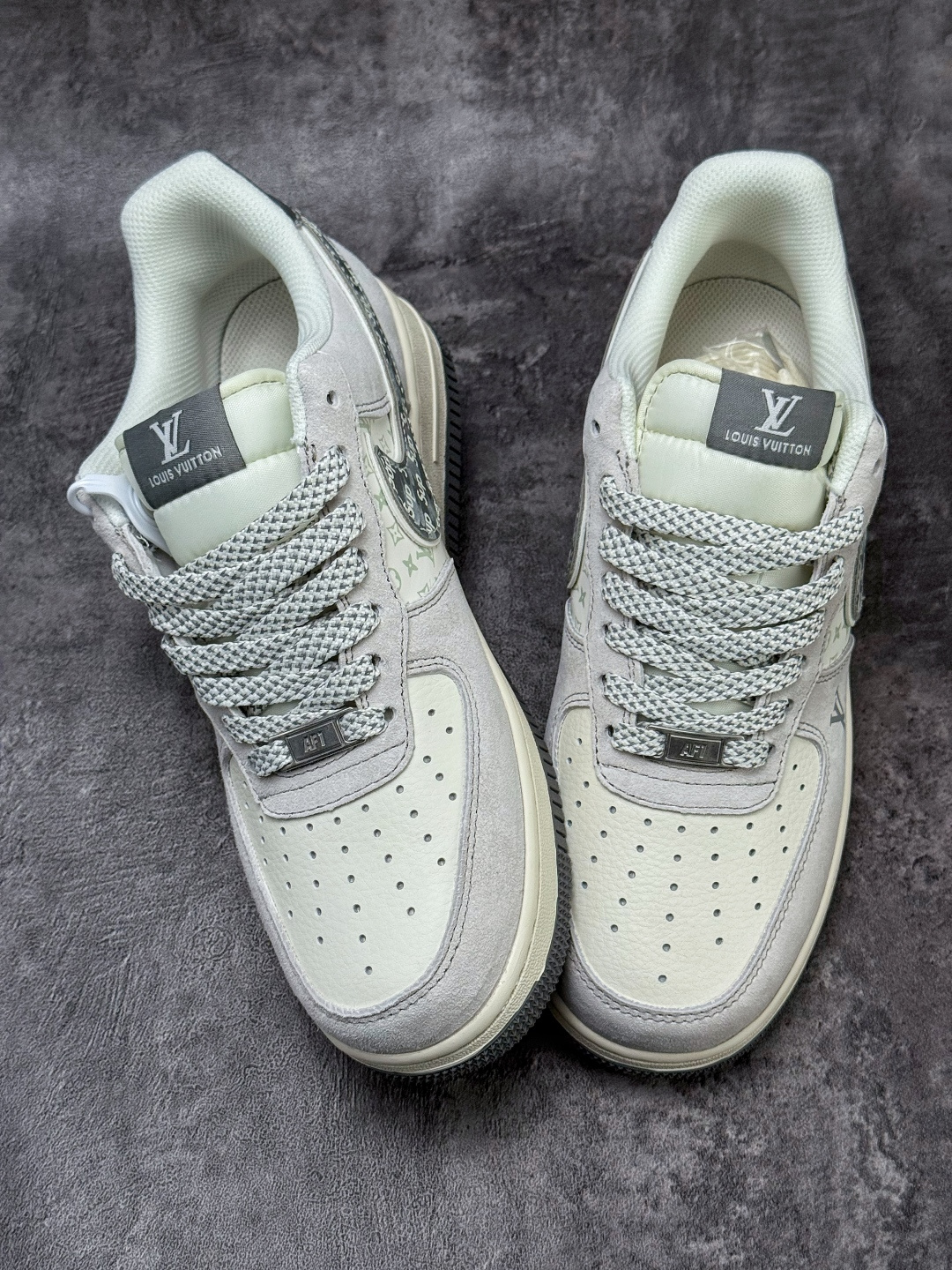 Nike Air Force 1 Low 07 x Louis Vuitton 灰白满天星 CX5050-Y48