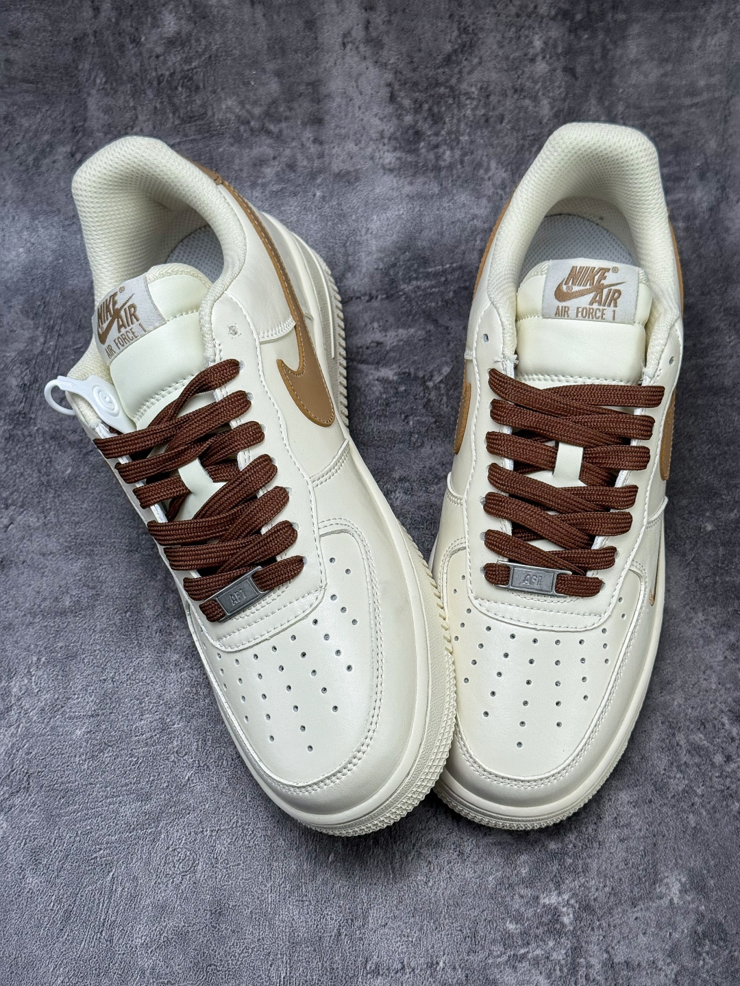 Nike Air Force 1 Low 07 米白棕三小勾 NH0601-584