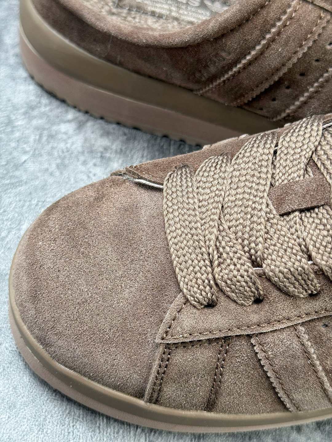 Adidas CAMPUS 00s WTR LO 百搭单品阿迪加绒半拖学院系列 面包风经典复古低帮百搭休闲运动板鞋 JR3731