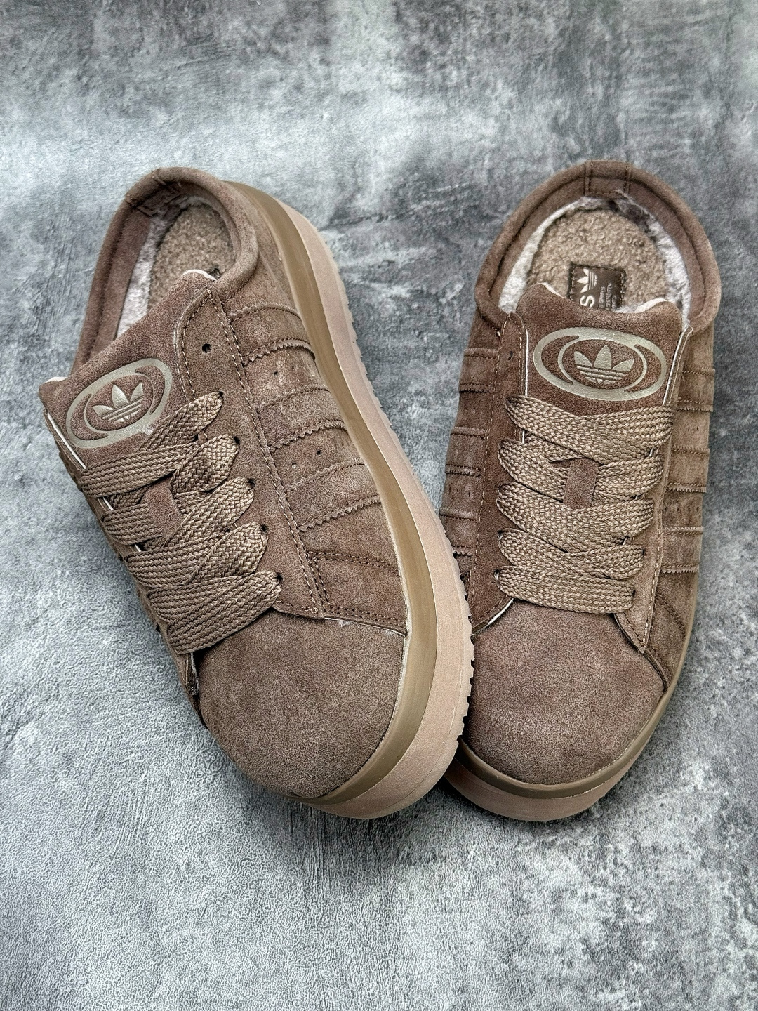 Adidas CAMPUS 00s WTR LO 百搭单品阿迪加绒半拖学院系列 面包风经典复古低帮百搭休闲运动板鞋 JR3731