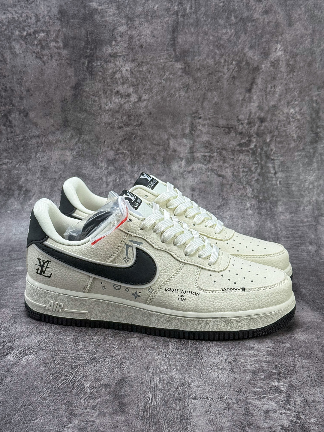 Nike Air Force 1 Low 07 x Louis Vuitton 白黑 LD1999-001