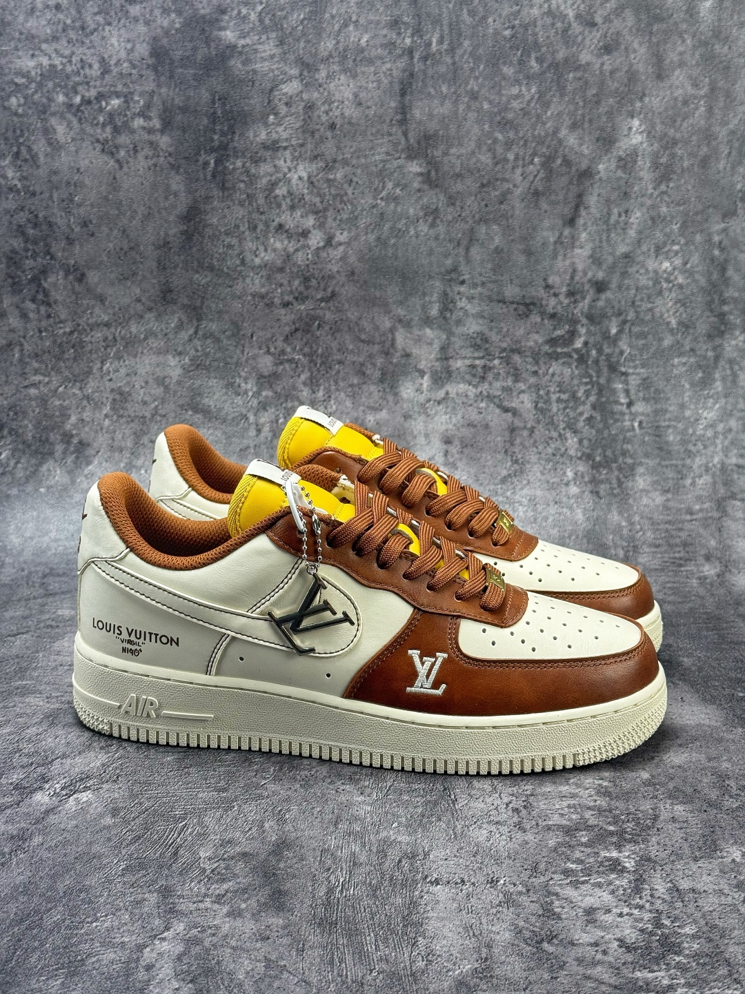 Nike Air Force 1 Low 07 x Louis Vuitton 棕白 IH1817-800