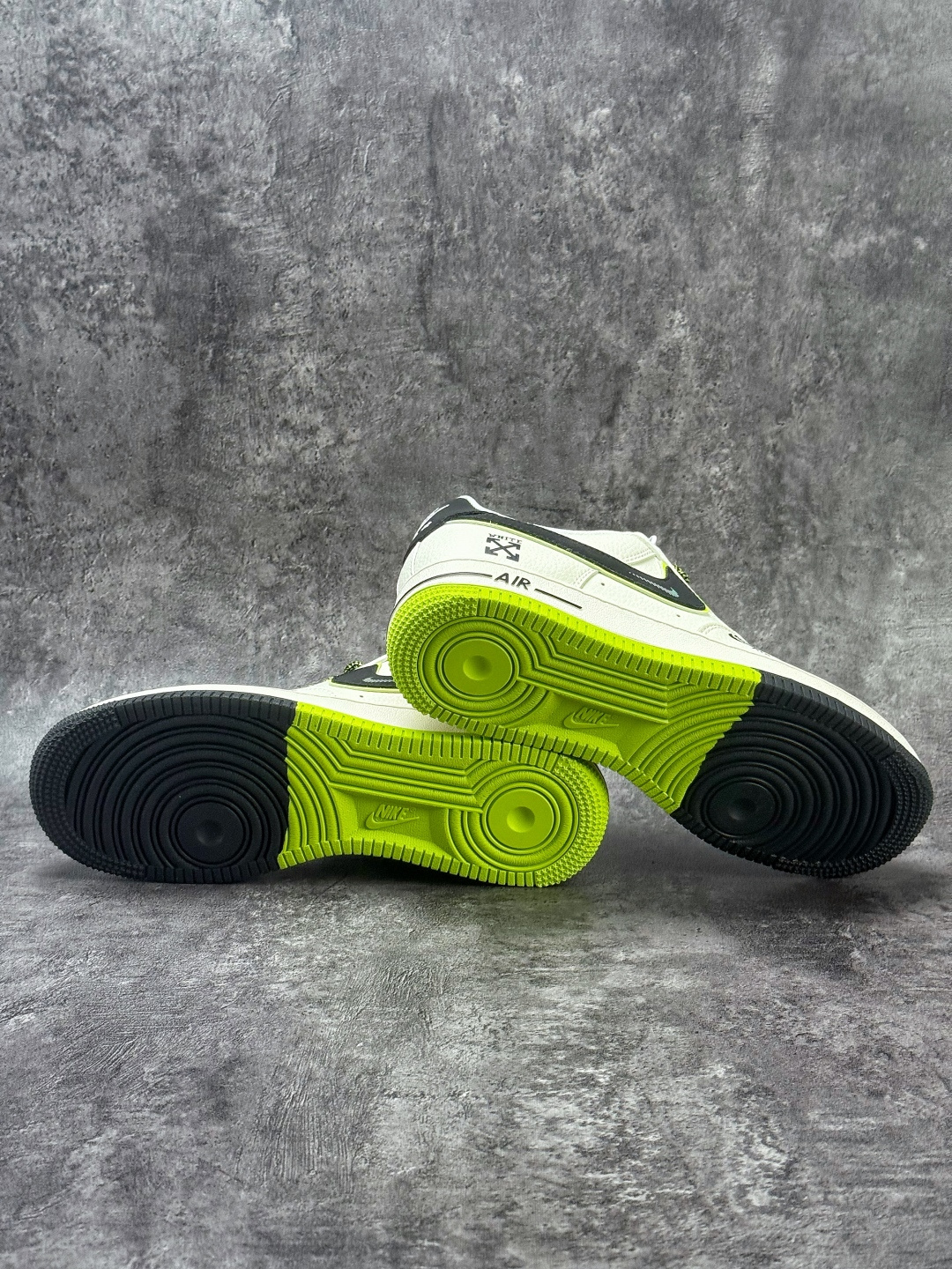 Nike Air Force 1 Low 07 x OFF-WHITE 白绿黑小勾满天星 QW5836-023