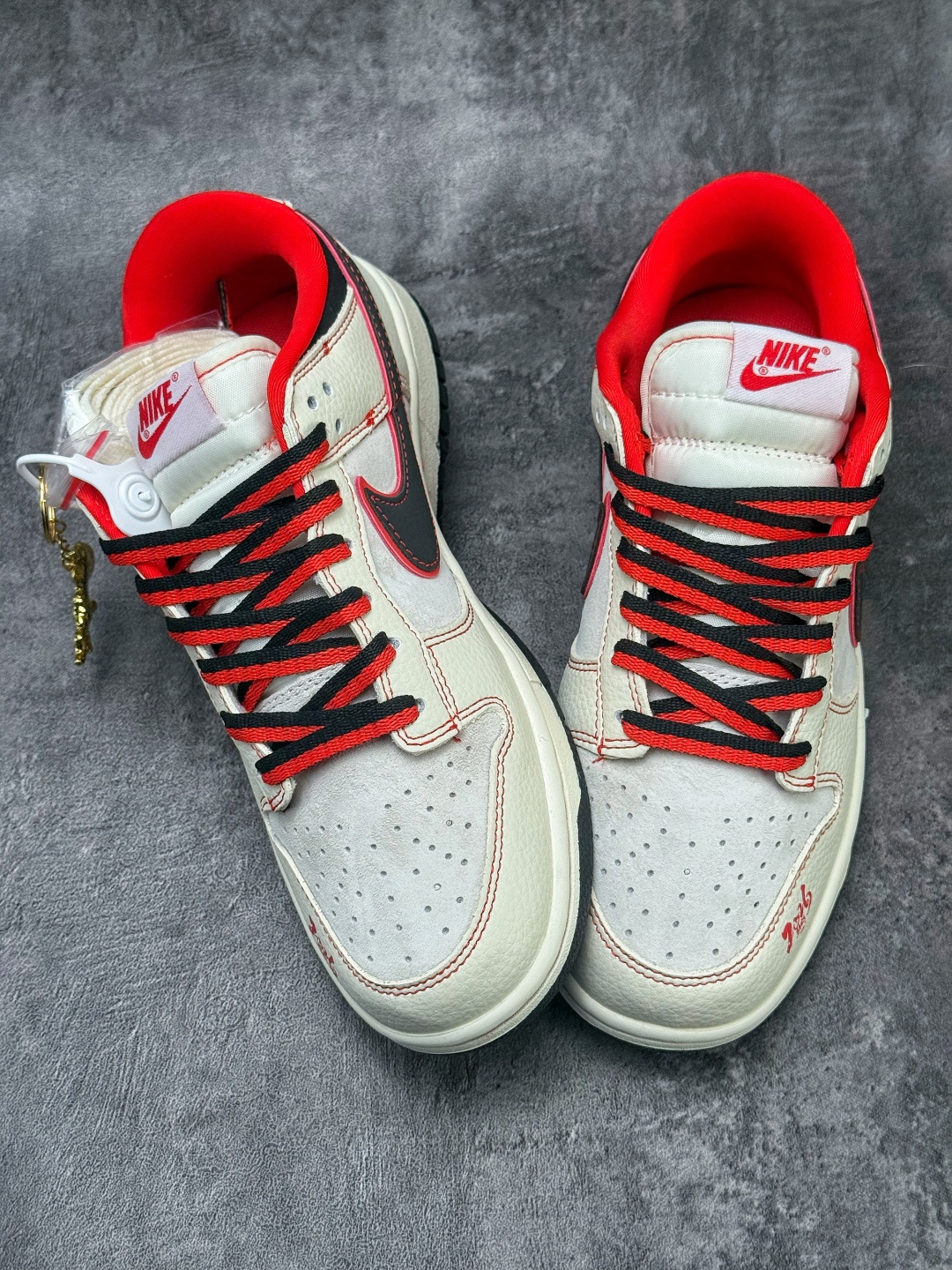 Nike SB Dunk Low 马年限定 白红 DG1988-013