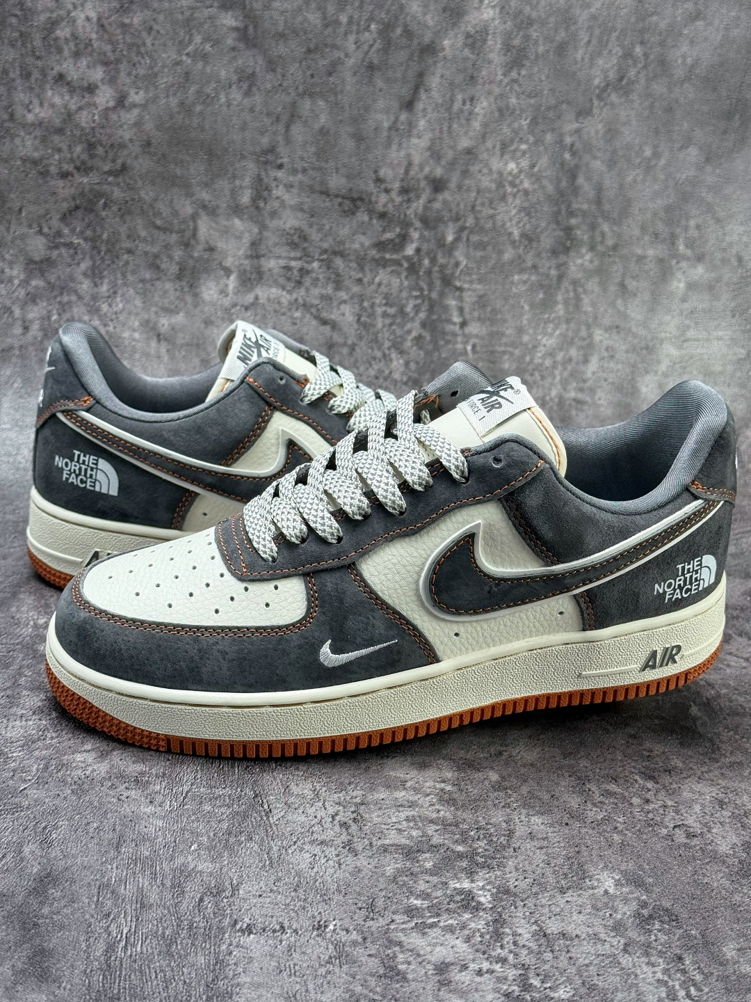 Nike Air Force 1 Low 07 x The North Face 灰白小勾满天星 SS1979-005