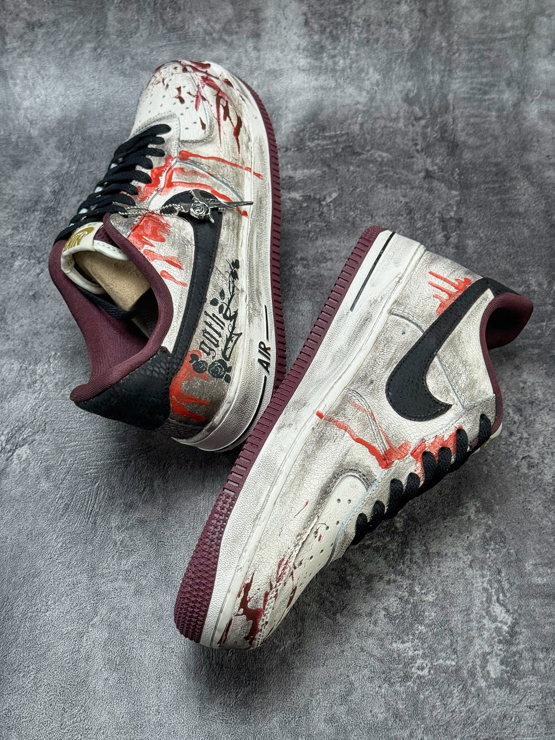 Nike Air Force 1 Low 07 白黑红涂鸦 XL2132-888