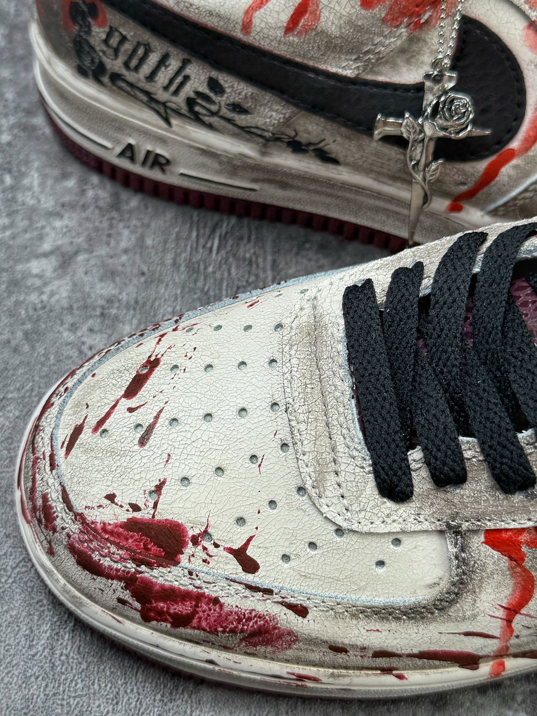 Nike Air Force 1 Low 07 白黑红涂鸦 XL2132-888