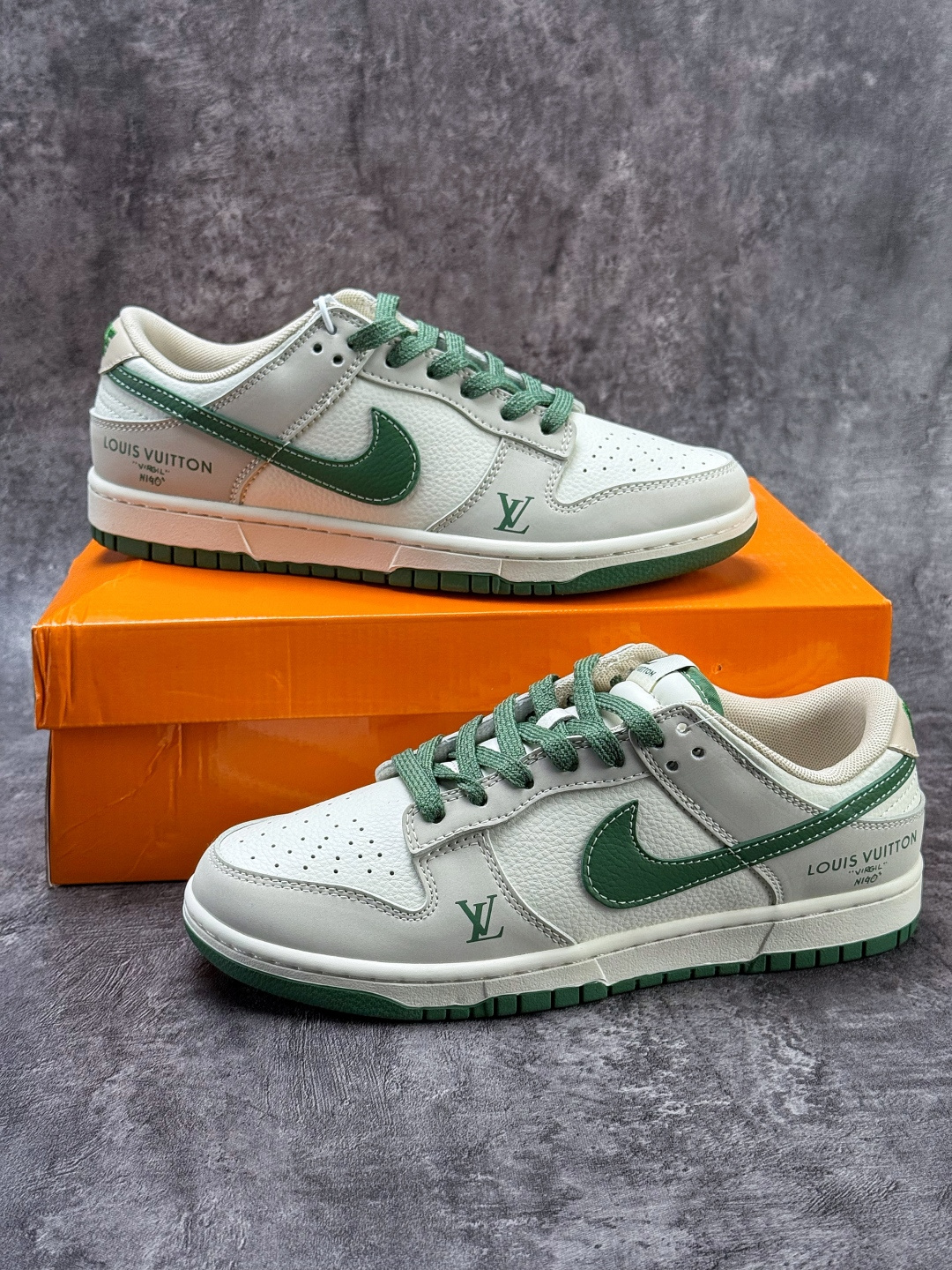 Nike SB Dunk Low x Louis Vuitton 灰白绿满天星 JP1628-001