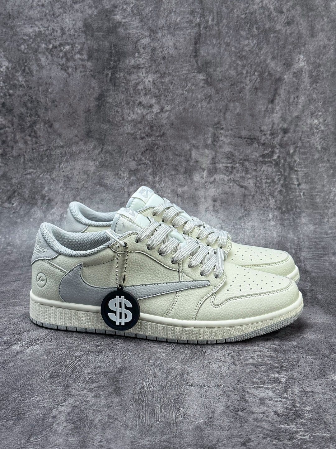 Travis Scott x Nike Air Jordan 1 Low Air Jordan 1 Low 反转白灰闪电倒钩 纯原版本 LK1099-062