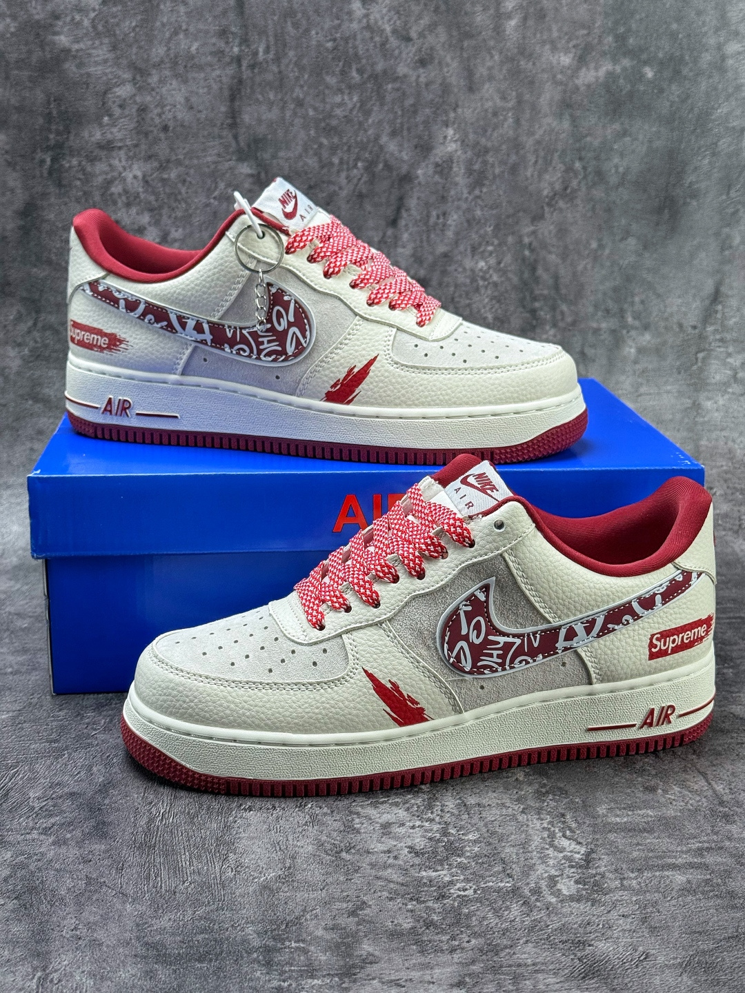 220 Nike Air Force 1 Low 07 x Superme 白红满天星 SY1388-019-Chinese UA Cheap High Quatity Brand Clothes Bags handbags Sneakers wholesale wholesaler seller from China Factory suppliers Fashion Clothing Shoes best Quality Beautiful Price 220 Nike Air Force 1 Low 07 x Superme 白红满天星 SY1388-019