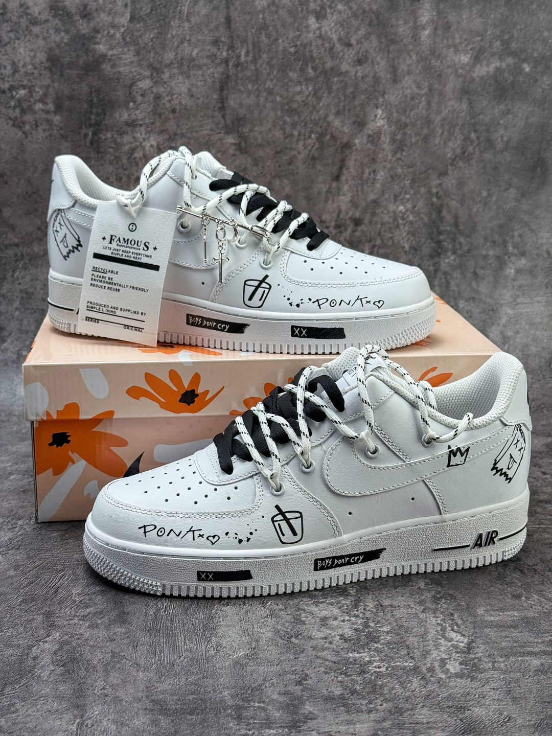 220 Nike Air Force 1 Low 07 白黑涂鸦 CZ8699-578-Chinese UA Cheap High Quatity Brand Clothes Bags handbags Sneakers wholesale wholesaler seller from China Factory suppliers Fashion Clothing Shoes best Quality Beautiful Price 220 Nike Air Force 1 Low 07 白黑涂鸦 CZ8699-578