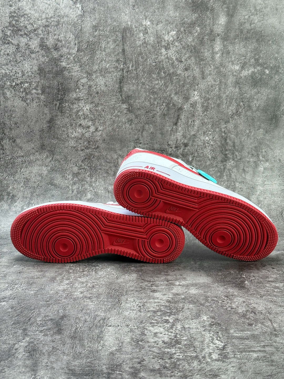 160 Nike Air Force 1 Low 07 专属logo(曼巴蛇图案)白红 IB0018-101-Chinese UA Cheap High Quatity Brand Clothes Bags handbags Sneakers wholesale wholesaler seller from China Factory suppliers Fashion Clothing Shoes best Quality Beautiful Price 160 Nike Air Force 1 Low 07 专属logo(曼巴蛇图案)白红 IB0018-101