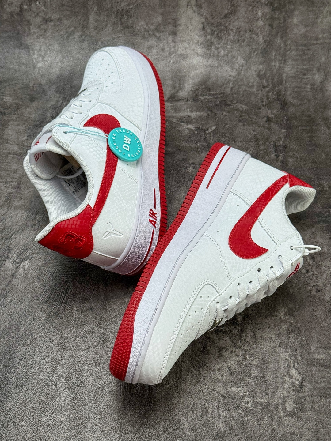 160 Nike Air Force 1 Low 07 专属logo(曼巴蛇图案)白红 IB0018-101-Chinese UA Cheap High Quatity Brand Clothes Bags handbags Sneakers wholesale wholesaler seller from China Factory suppliers Fashion Clothing Shoes best Quality Beautiful Price 160 Nike Air Force 1 Low 07 专属logo(曼巴蛇图案)白红 IB0018-101