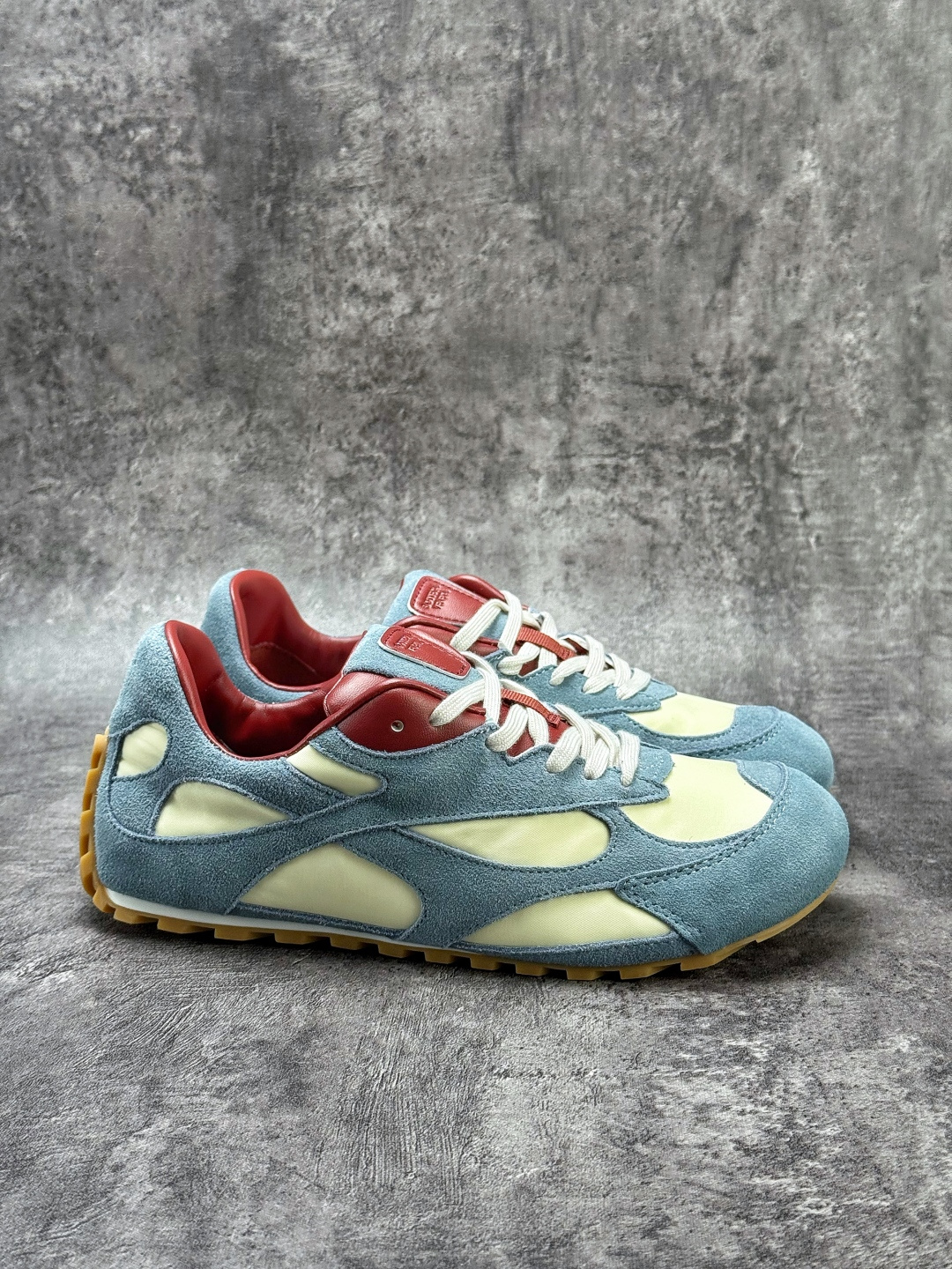 220 Bottega Veneta葆蝶家 Orbit Flash 小羊皮 圆头系带 薄底德训鞋 838373 V3MS2 1782-Chinese UA Cheap High Quatity Brand Clothes Bags handbags Sneakers wholesale wholesaler seller from China Factory suppliers Fashion Clothing Shoes best Quality Beautiful Price 220 Bottega Veneta葆蝶家 Orbit Flash 小羊皮 圆头系带 薄底德训鞋 838373 V3MS2 1782