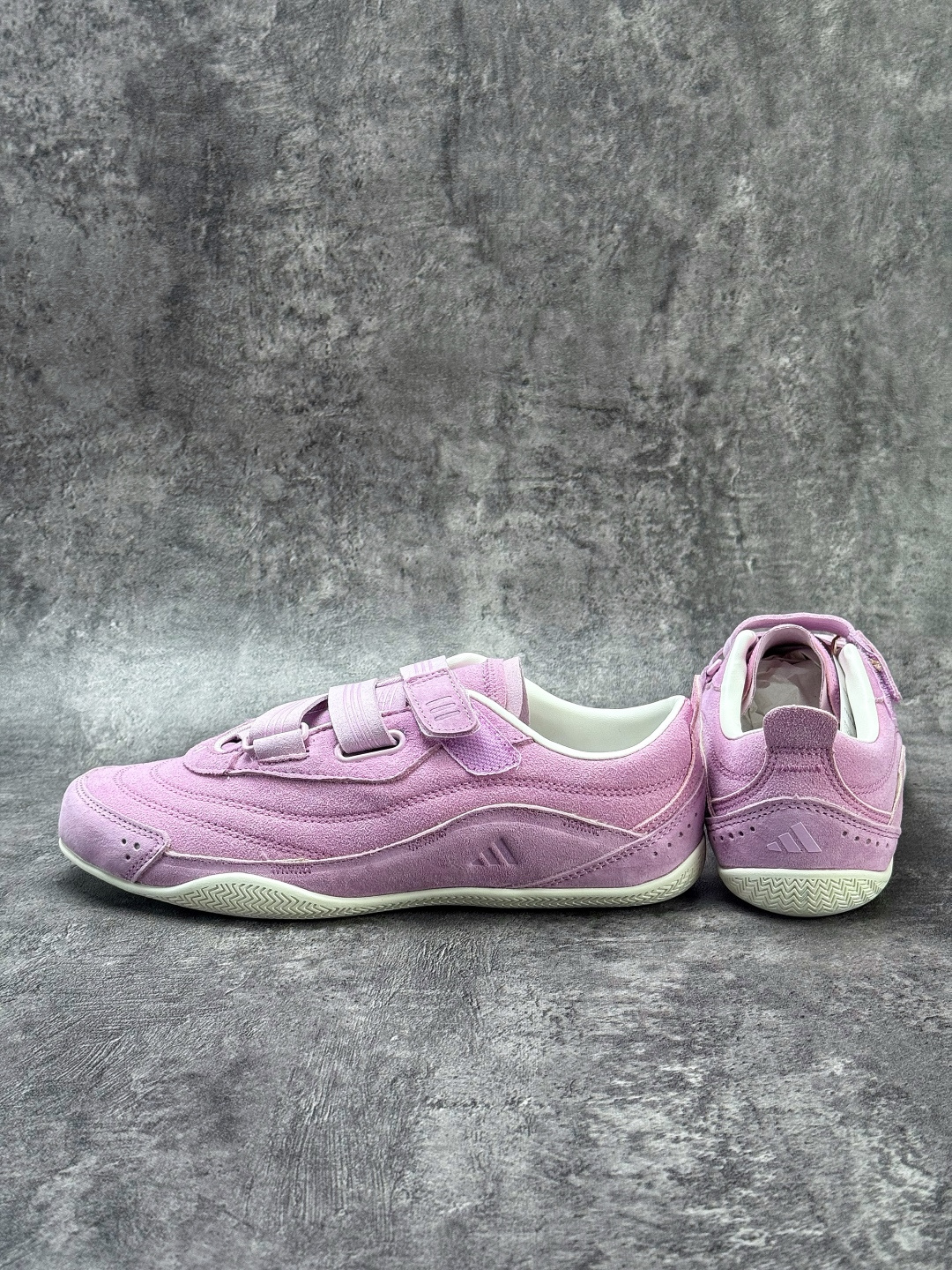 130 adidas FOS URBAN REVERIE 舒适时尚 阿迪fos芭蕾鞋 KJ4035-Chinese UA Cheap High Quatity Brand Clothes Bags handbags Sneakers wholesale wholesaler seller from China Factory suppliers Fashion Clothing Shoes best Quality Beautiful Price 130 adidas FOS URBAN REVERIE 舒适时尚 阿迪fos芭蕾鞋 KJ4035