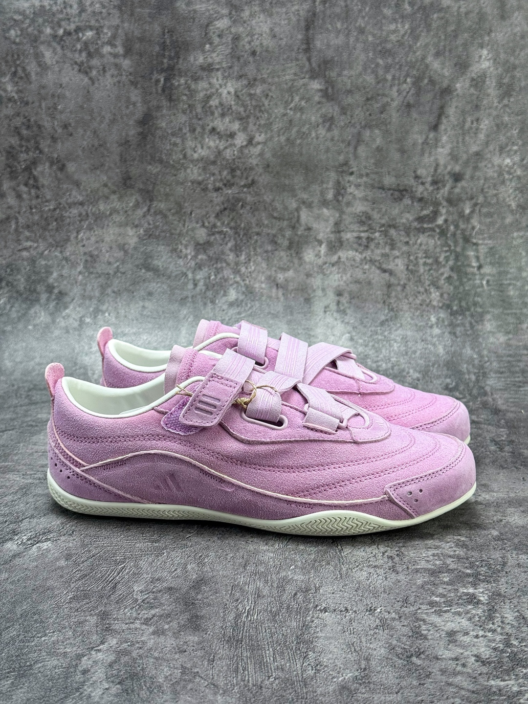 130 adidas FOS URBAN REVERIE 舒适时尚 阿迪fos芭蕾鞋 KJ4035-Chinese UA Cheap High Quatity Brand Clothes Bags handbags Sneakers wholesale wholesaler seller from China Factory suppliers Fashion Clothing Shoes best Quality Beautiful Price 130 adidas FOS URBAN REVERIE 舒适时尚 阿迪fos芭蕾鞋 KJ4035