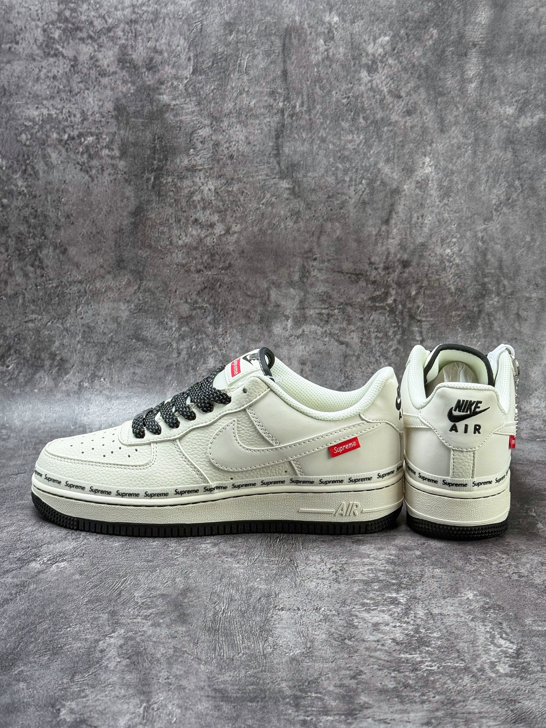 Nike Air Force 1 Low 07 x Superme 白黑满天星 XX3168-222-Top High Quatity Cheap Sneakers Fashion Clothing Clothes Bags handbags Shoes of all Brand wholesale With The best Quality And Beautiful Price from China Factory Chinese suppliers wholesaler seller Nike Air Force 1 Low 07 x Superme 白黑满天星 XX3168-222