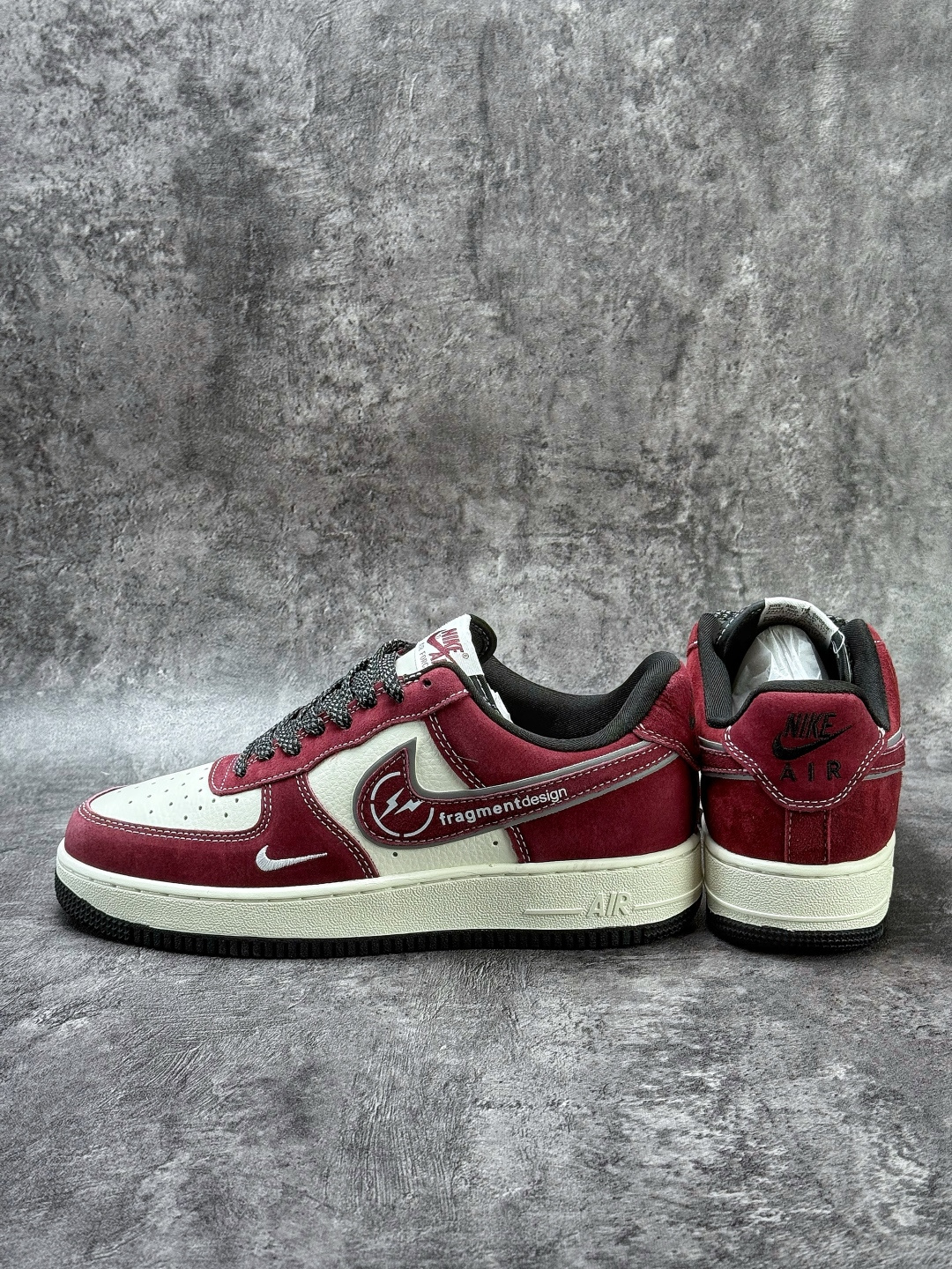 Nike Air Force 1 Low 07 x Fragment Design 红白小勾满天星 SS1979-002-Top High Quatity Cheap Sneakers Fashion Clothing Clothes Bags handbags Shoes of all Brand wholesale With The best Quality And Beautiful Price from China Factory Chinese suppliers wholesaler seller Nike Air Force 1 Low 07 x Fragment Design 红白小勾满天星 SS1979-002