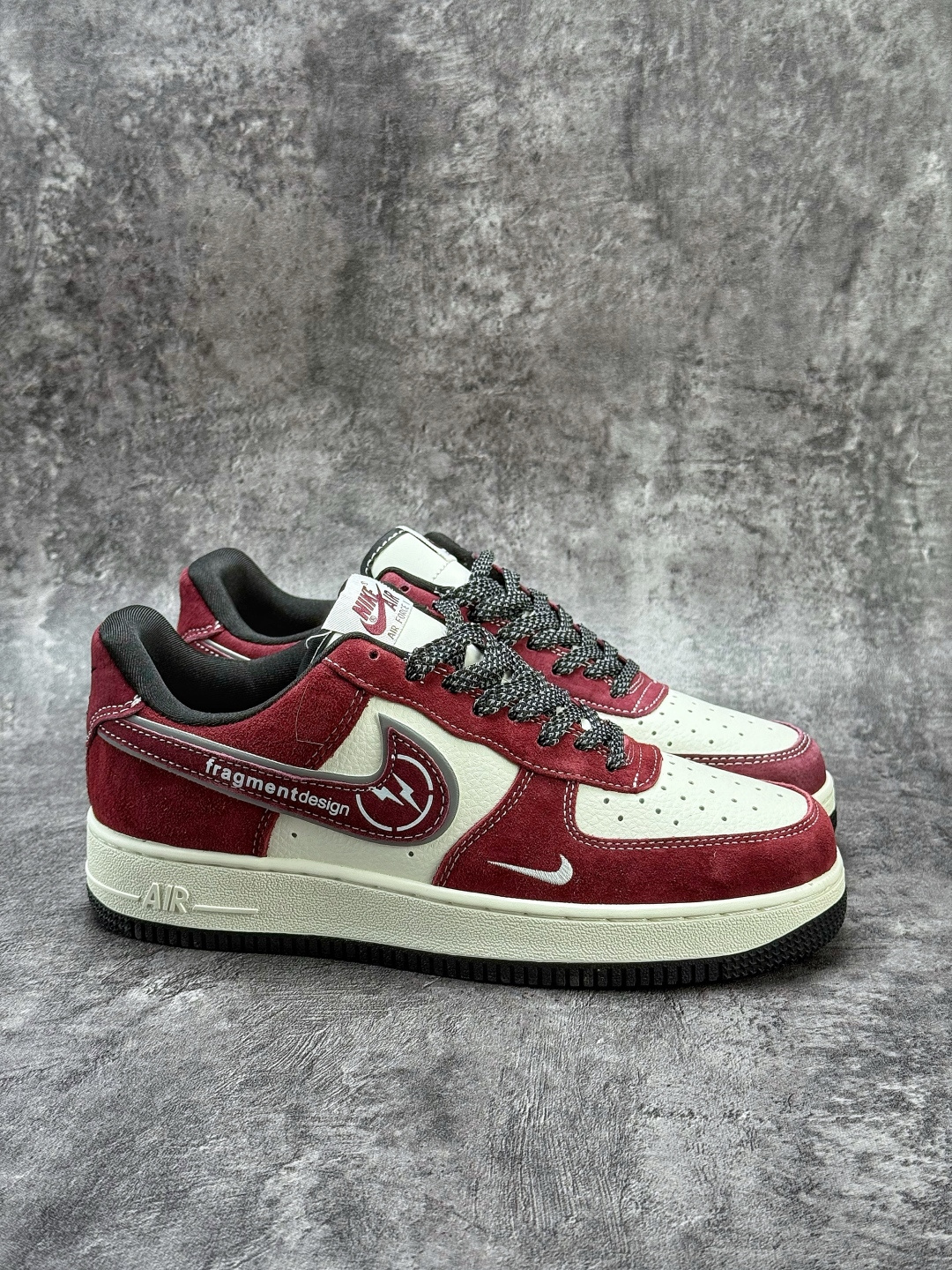 Nike Air Force 1 Low 07 x Fragment Design 红白小勾满天星 SS1979-002-Top High Quatity Cheap Sneakers Fashion Clothing Clothes Bags handbags Shoes of all Brand wholesale With The best Quality And Beautiful Price from China Factory Chinese suppliers wholesaler seller Nike Air Force 1 Low 07 x Fragment Design 红白小勾满天星 SS1979-002