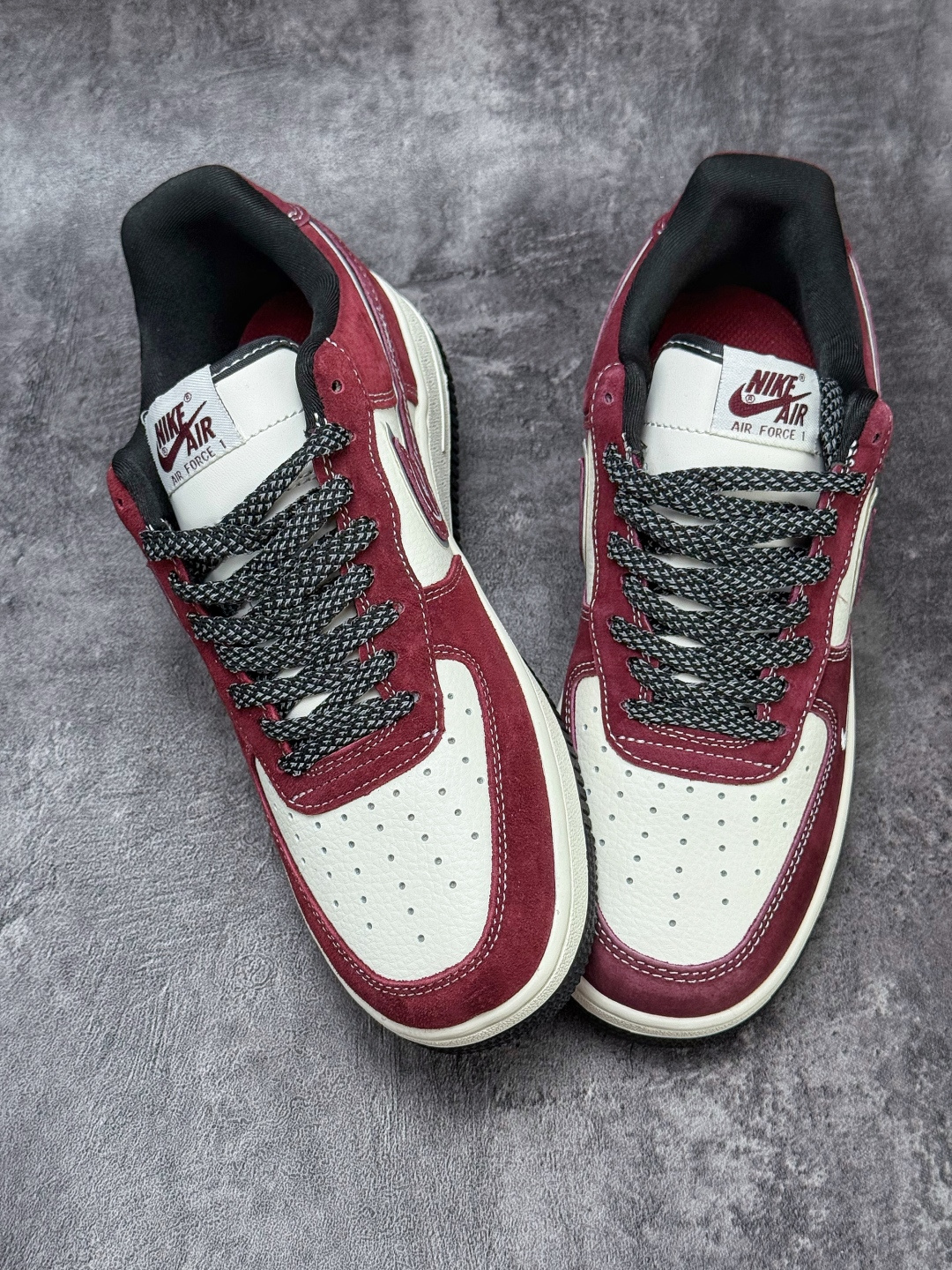 Nike Air Force 1 Low 07 x Fragment Design 红白小勾满天星 SS1979-002-Top High Quatity Cheap Sneakers Fashion Clothing Clothes Bags handbags Shoes of all Brand wholesale With The best Quality And Beautiful Price from China Factory Chinese suppliers wholesaler seller Nike Air Force 1 Low 07 x Fragment Design 红白小勾满天星 SS1979-002
