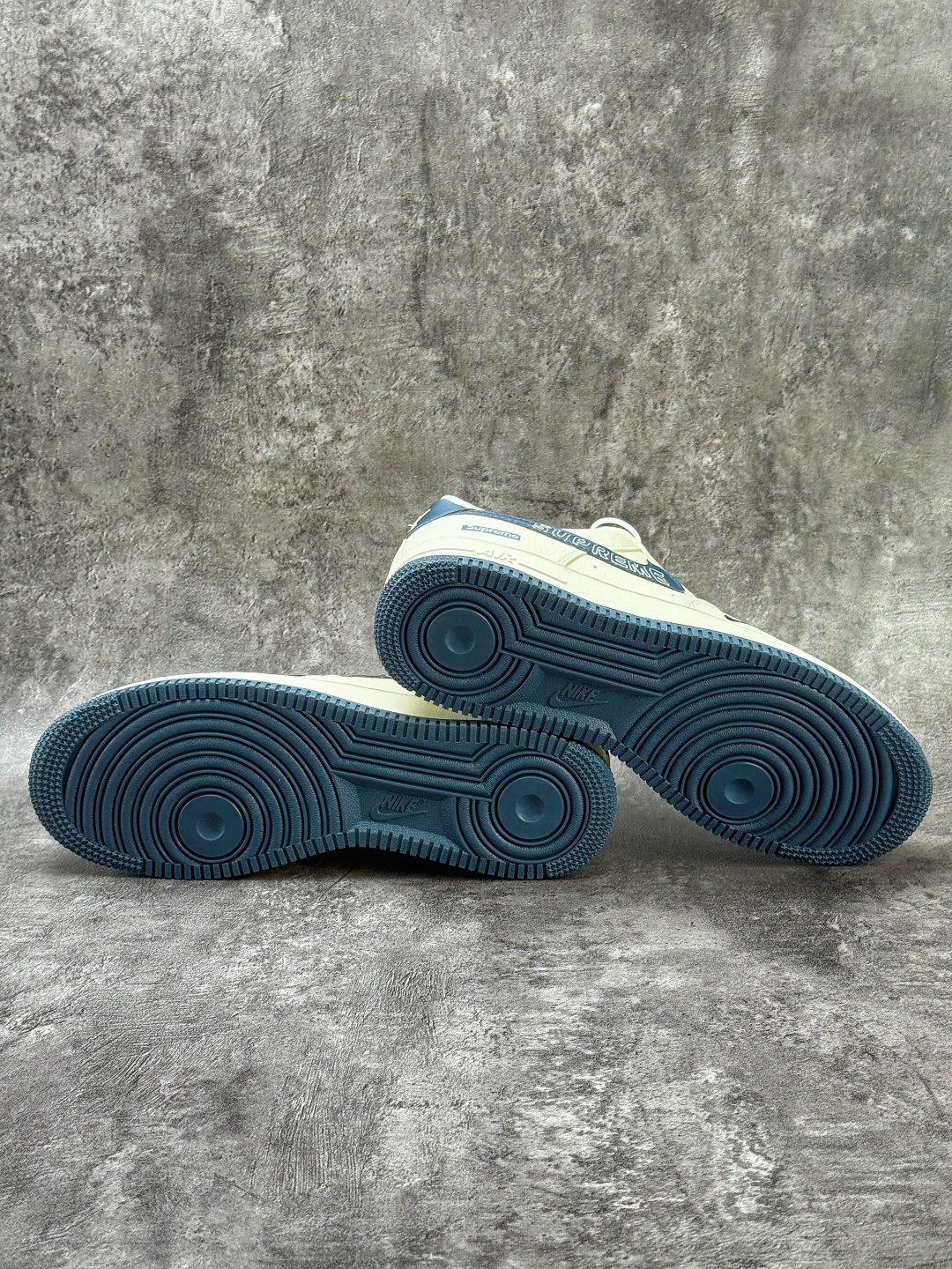 Nike Air Force 1 Low 07 x Superme 白蓝小勾满天星 LD1999-003