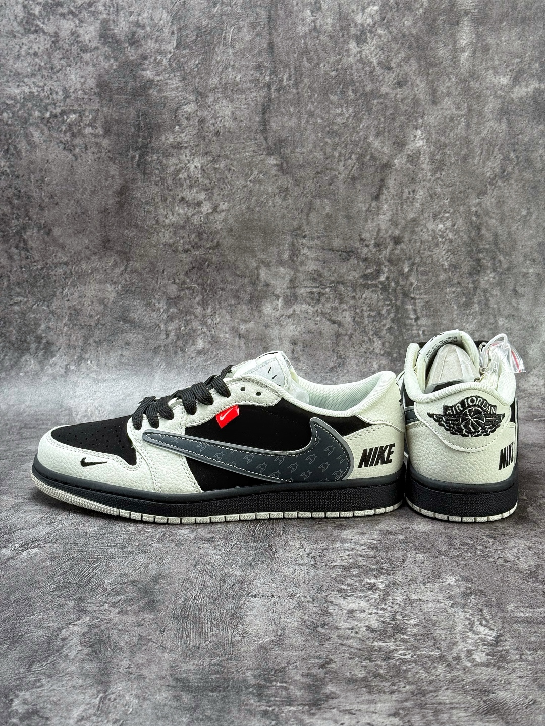 Travis Scott x Nike Air Jordan 1 Low Air Jordan 1 Low 反转白黑小勾倒钩 纯原版本 JW1188-173
