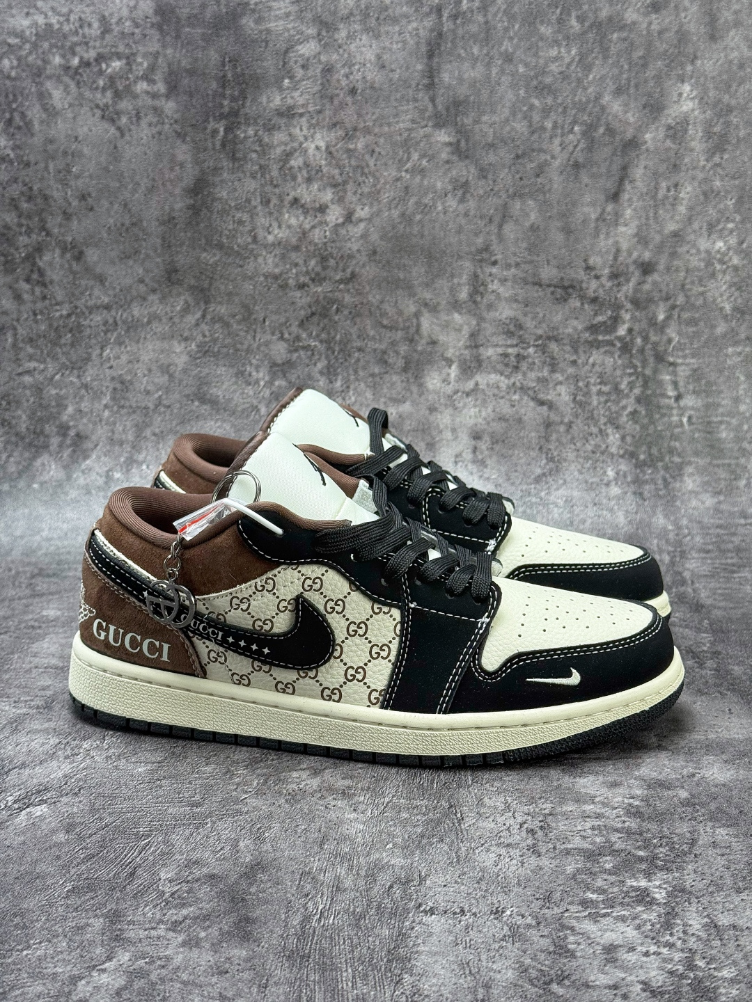 Nike Jordan Air Jordan 1 x GUCCI 黑白棕小勾 纯原大厂出品 极力推荐 LD8888-011-Top High Quatity Cheap Sneakers Fashion Clothing Clothes Bags handbags Shoes of all Brand wholesale With The best Quality And Beautiful Price from China Factory Chinese suppliers wholesaler seller Nike Jordan Air Jordan 1 x GUCCI 黑白棕小勾 纯原大厂出品 极力推荐 LD8888-011