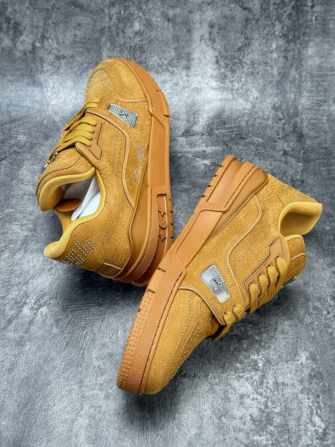 顶级YS版本LOUIS VUITTON 路易威登 LV Trainer 牛皮革鳄鱼皮-Top High Quatity Cheap Sneakers Fashion Clothing Clothes Bags handbags Shoes of all Brand wholesale With The best Quality And Beautiful Price from China Factory Chinese suppliers wholesaler seller 顶级YS版本LOUIS VUITTON 路易威登 LV Trainer 牛皮革鳄鱼皮