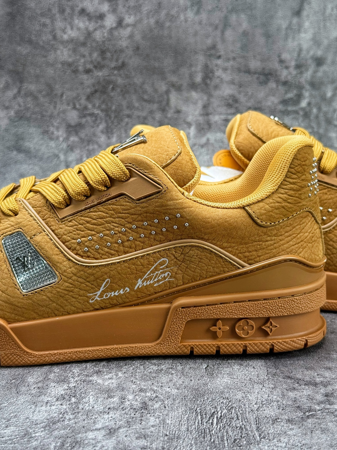 顶级YS版本LOUIS VUITTON 路易威登 LV Trainer 牛皮革鳄鱼皮-Top High Quatity Cheap Sneakers Fashion Clothing Clothes Bags handbags Shoes of all Brand wholesale With The best Quality And Beautiful Price from China Factory Chinese suppliers wholesaler seller 顶级YS版本LOUIS VUITTON 路易威登 LV Trainer 牛皮革鳄鱼皮