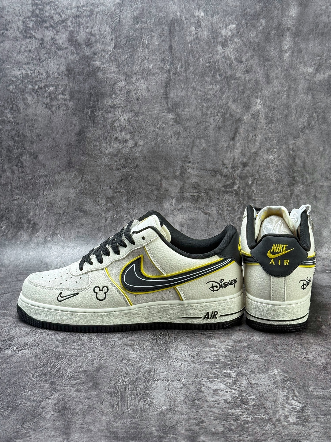 Nike Air Force 1 Low 07 x Disney 白黑小勾 SY1388-021-Top High Quatity Cheap Sneakers Fashion Clothing Clothes Bags handbags Shoes of all Brand wholesale With The best Quality And Beautiful Price from China Factory Chinese suppliers wholesaler seller Nike Air Force 1 Low 07 x Disney 白黑小勾 SY1388-021
