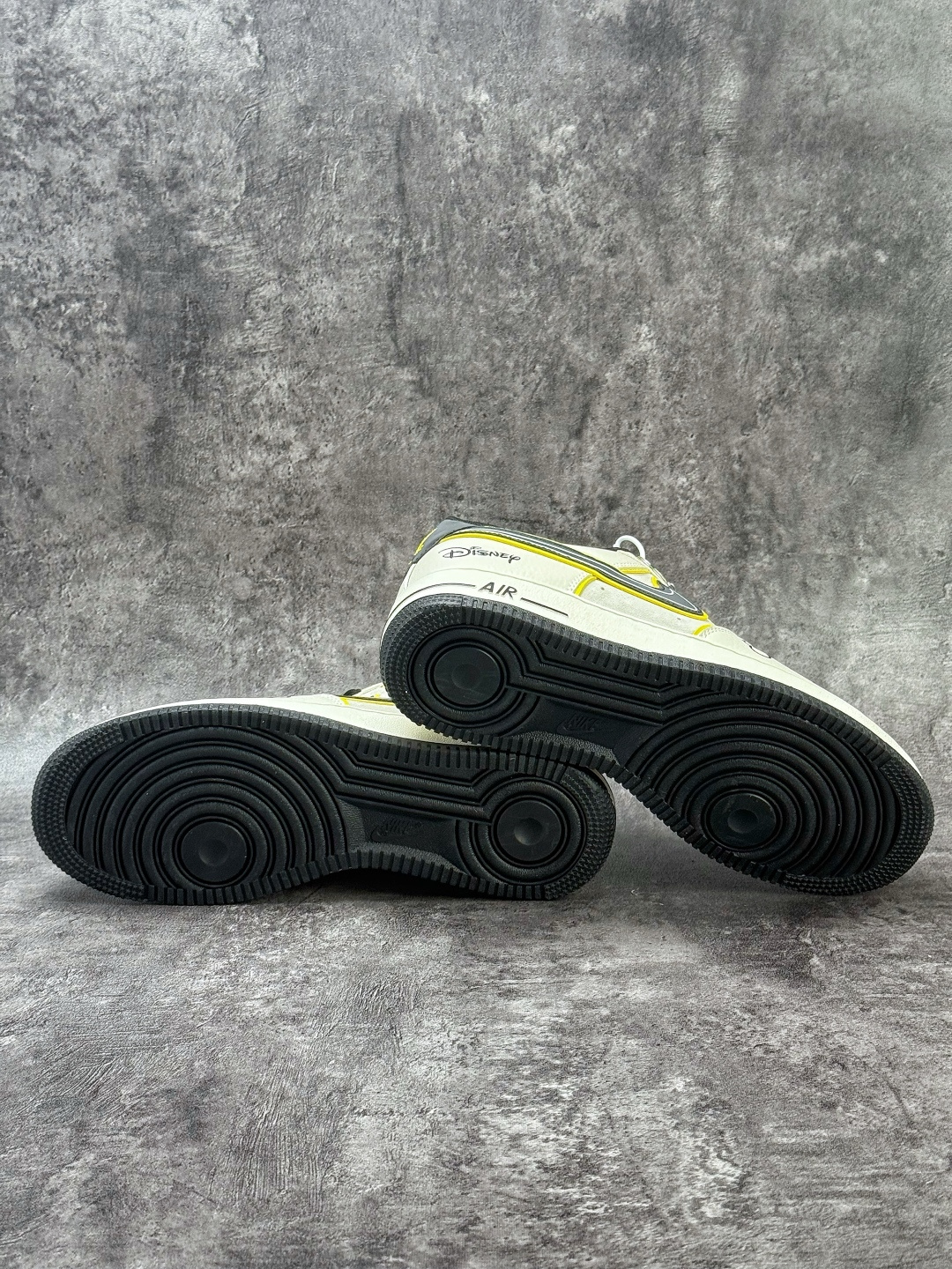 Nike Air Force 1 Low 07 x Disney 白黑小勾 SY1388-021-Top High Quatity Cheap Sneakers Fashion Clothing Clothes Bags handbags Shoes of all Brand wholesale With The best Quality And Beautiful Price from China Factory Chinese suppliers wholesaler seller Nike Air Force 1 Low 07 x Disney 白黑小勾 SY1388-021
