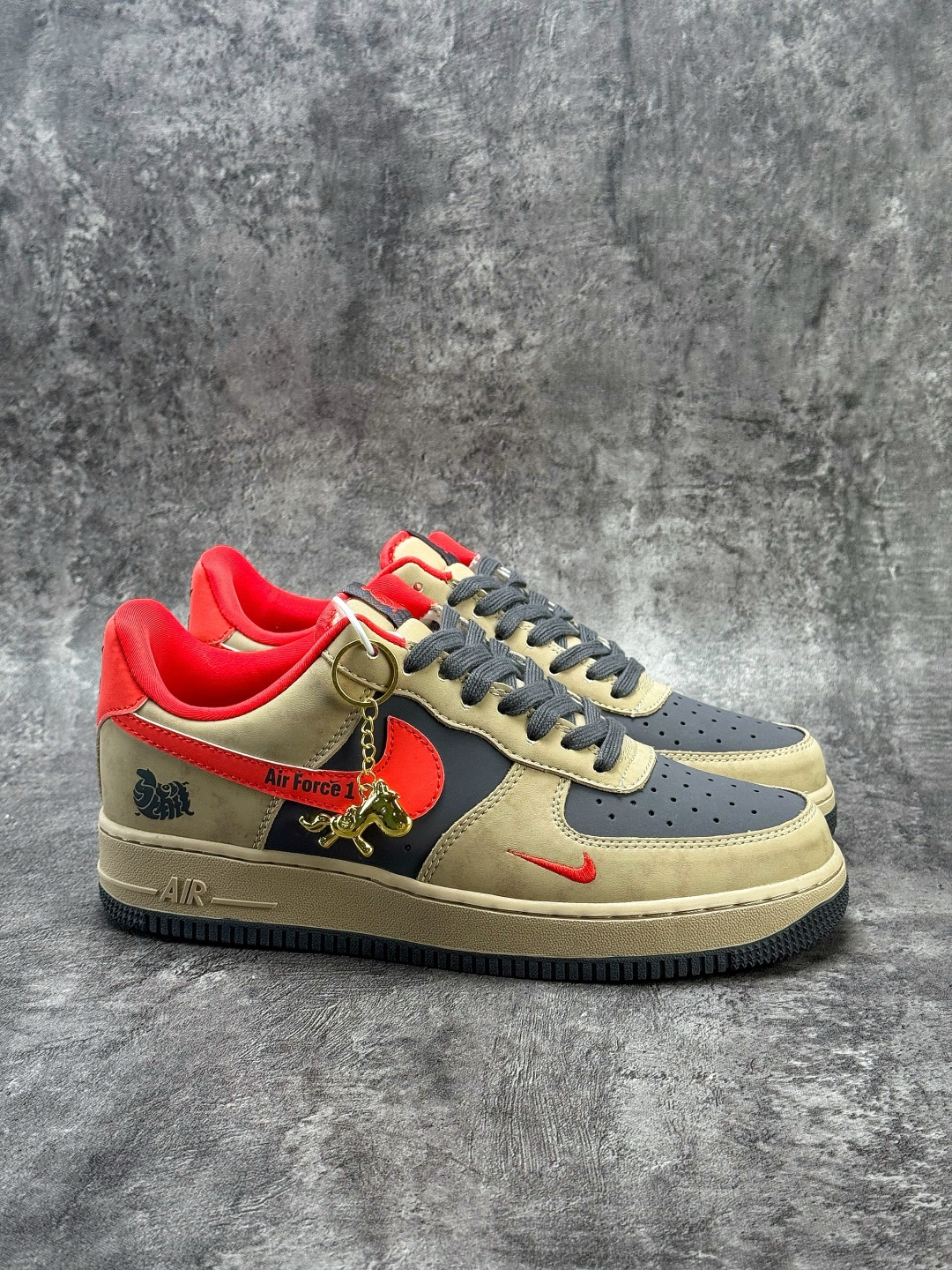 Nike Air Force 1 Low 07 马上有钱 棕灰红小勾 KD1688-002-Top High Quatity Cheap Sneakers Fashion Clothing Clothes Bags handbags Shoes of all Brand wholesale With The best Quality And Beautiful Price from China Factory Chinese suppliers wholesaler seller Nike Air Force 1 Low 07 马上有钱 棕灰红小勾 KD1688-002